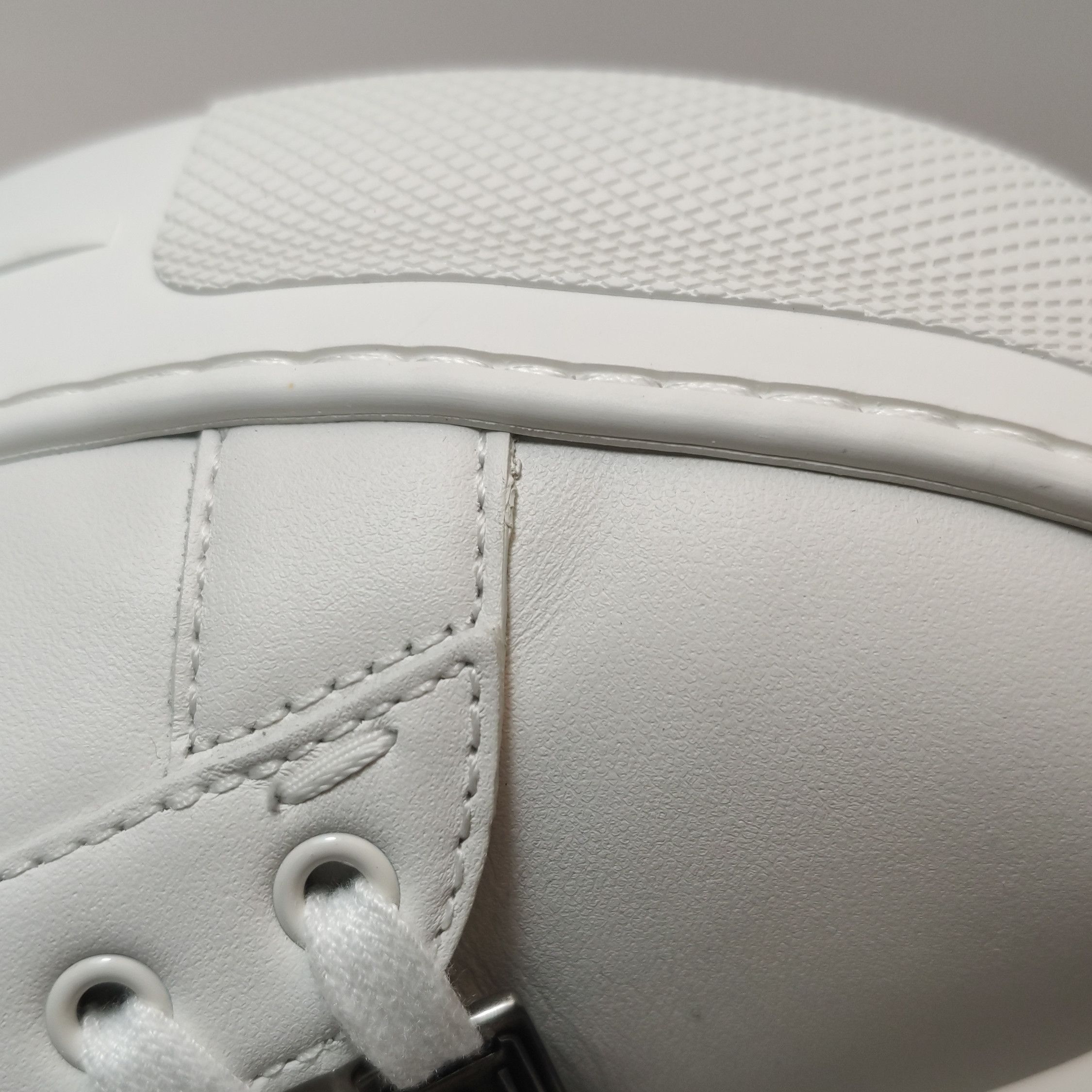 Gucci Gucci Women 9-5 Lowtop Sneakers Size US 9.5 / IT 39.5 - 9 Thumbnail