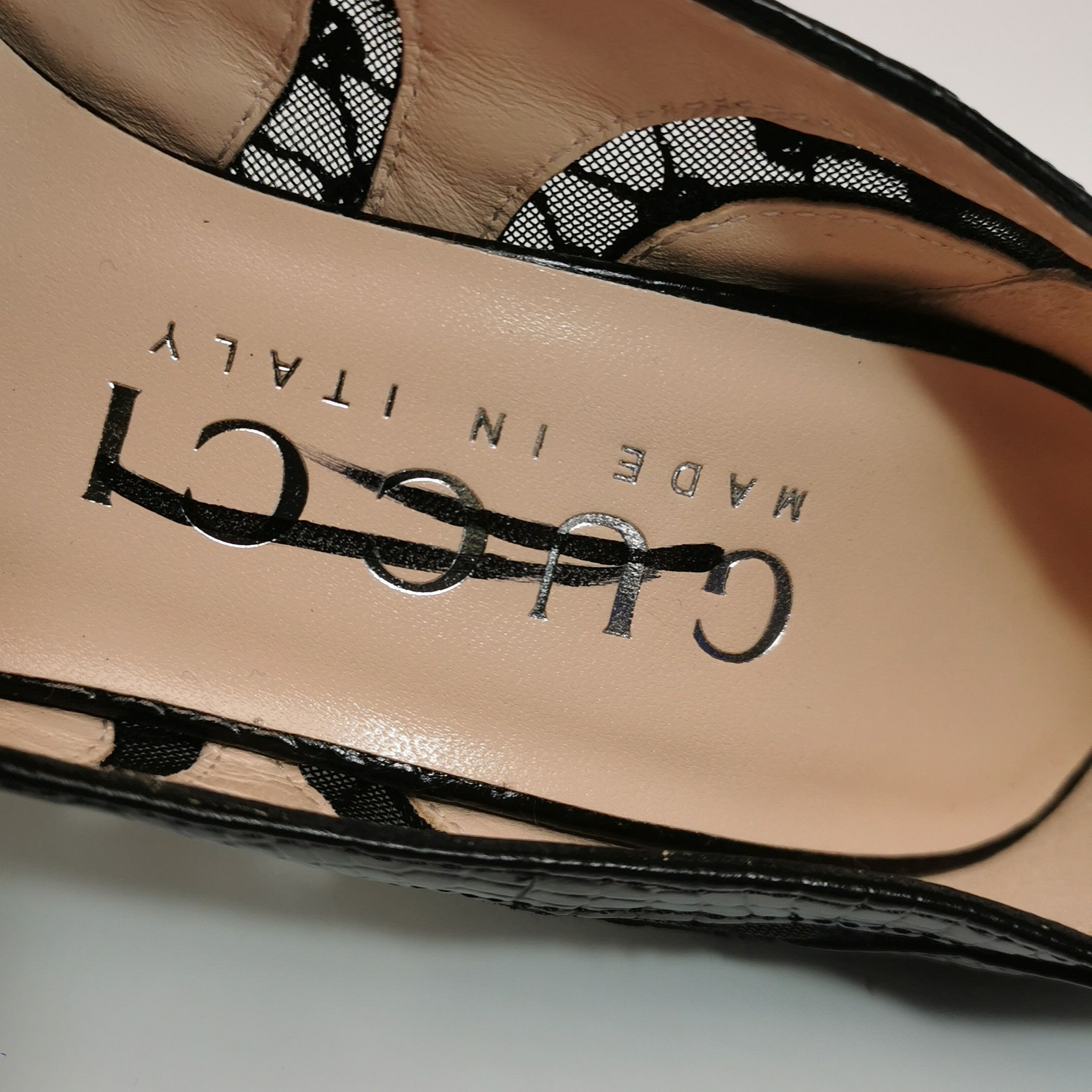 Gucci Gucci Women 5-5 Heels Size US 5.5 / IT 35.5 - 10 Thumbnail