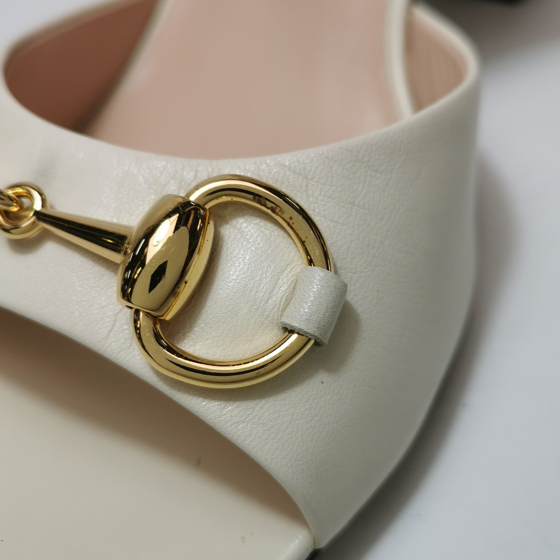 Gucci Gucci Women 8 Sandals Size US 8 / IT 38 - 11 Thumbnail