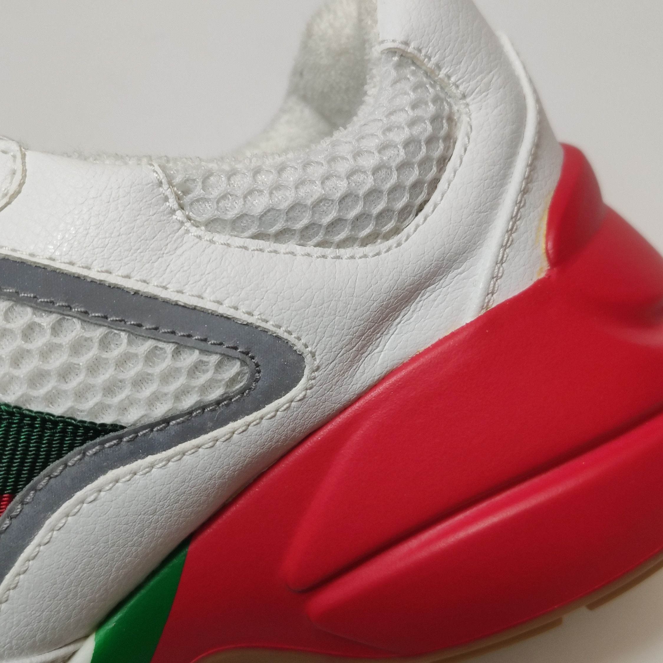 Gucci Gucci Women 5-5 Lowtop Sneakers Size US 5.5 / IT 35.5 - 10 Thumbnail