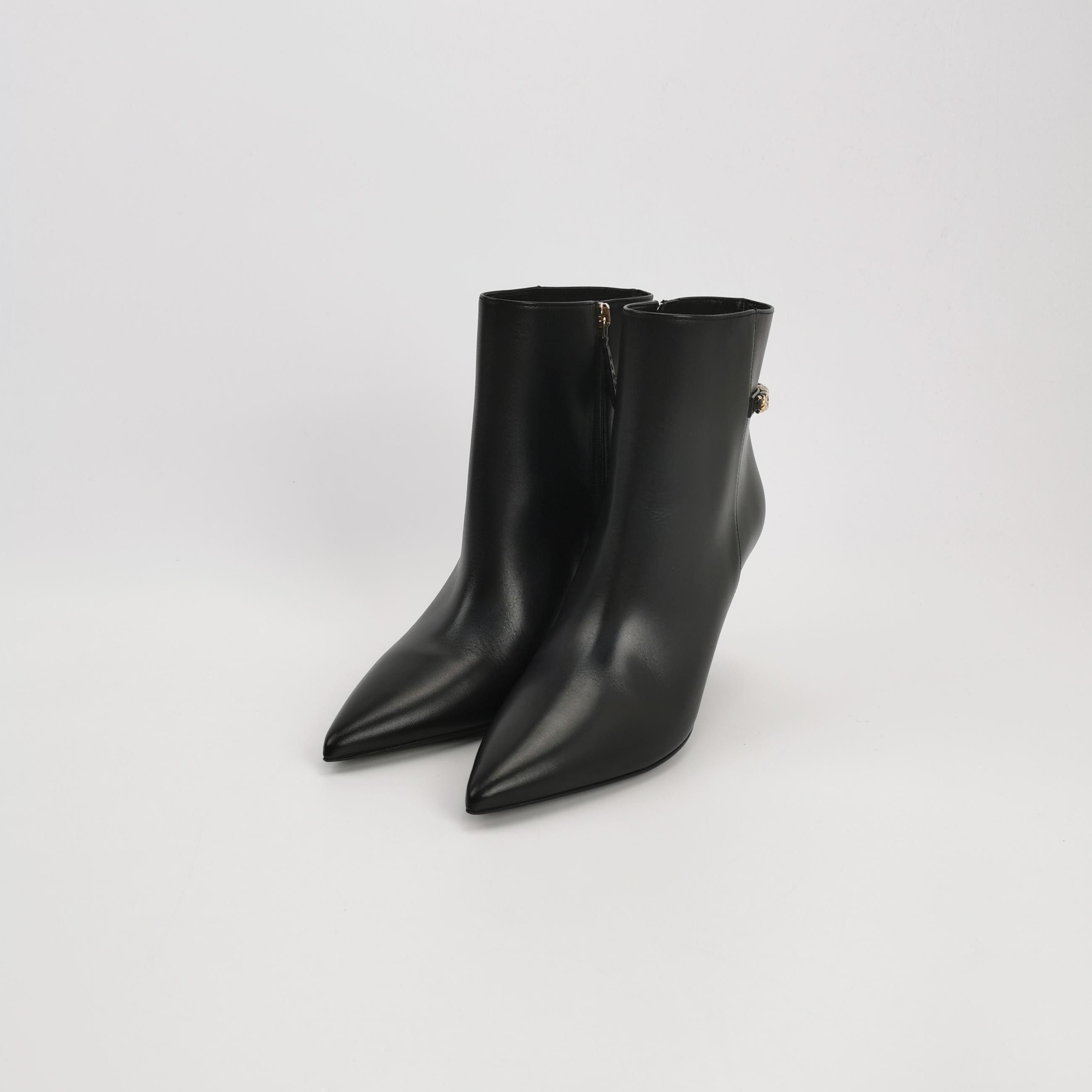 Gucci Gucci Women 7-5 Boots Size US 7.5 / IT 37.5 - 2 Thumbnail