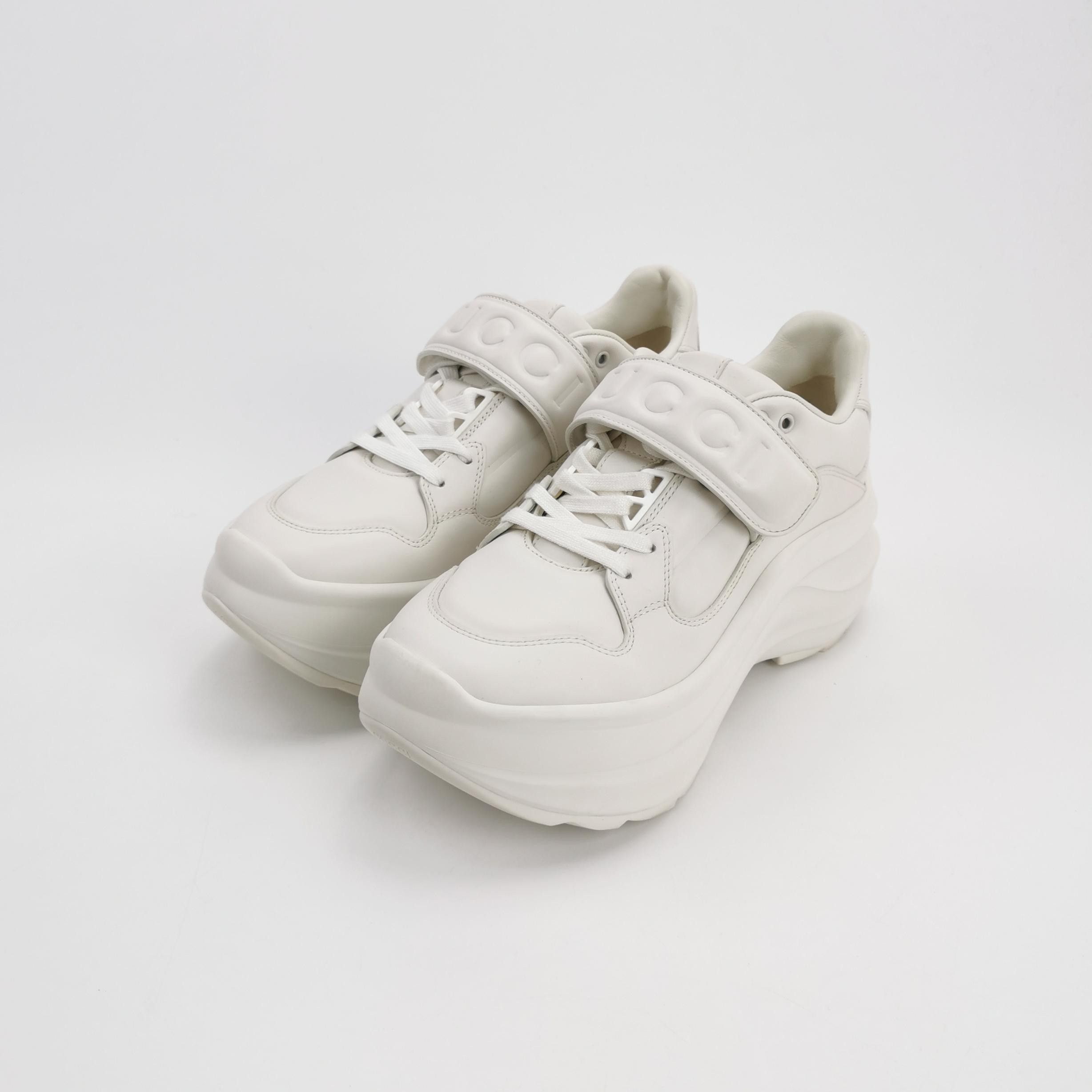 Gucci Gucci Women 7 Lowtop Sneakers Size US 7 / IT 37 - 2 Thumbnail