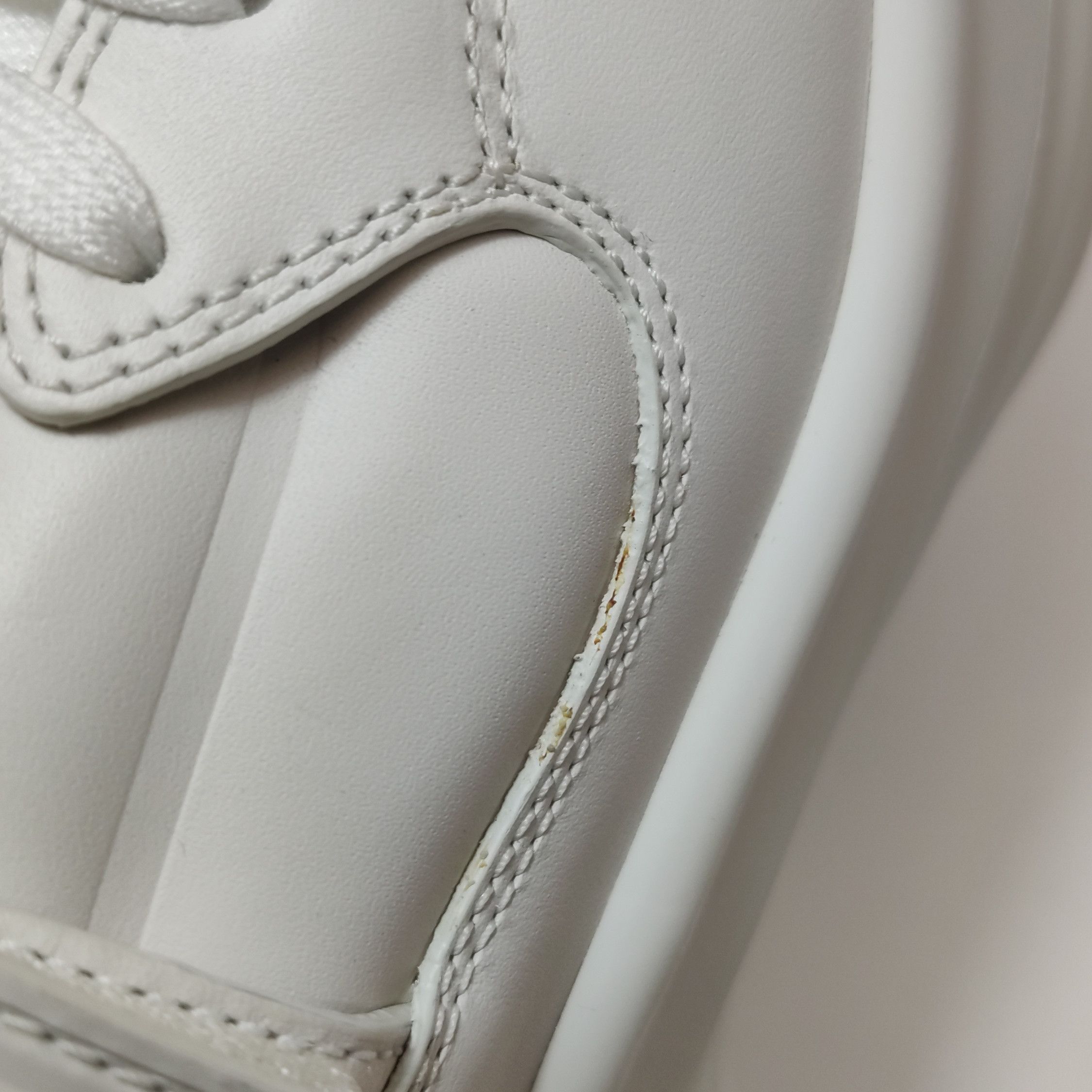 Gucci Gucci Women 7 Lowtop Sneakers Size US 7 / IT 37 - 7 Thumbnail