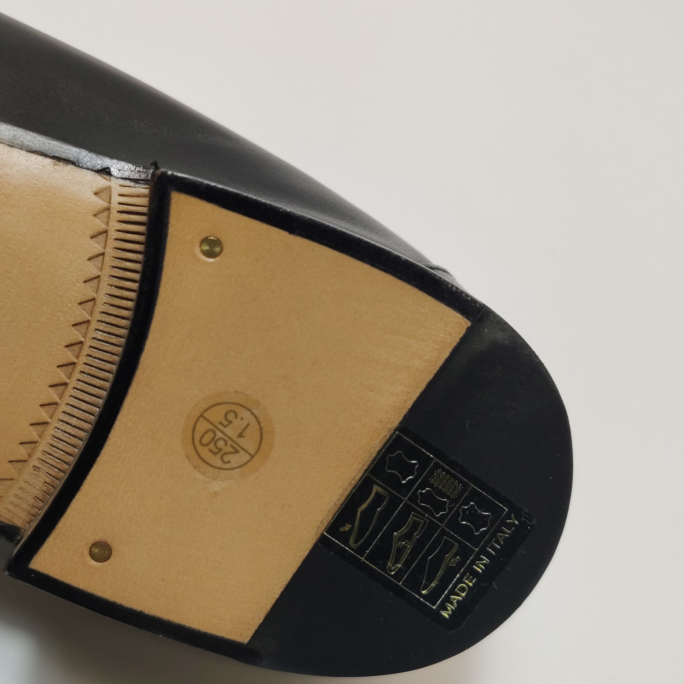 Gucci Gucci Women 10 Flats Size US 10 / IT 40 - 10 Thumbnail