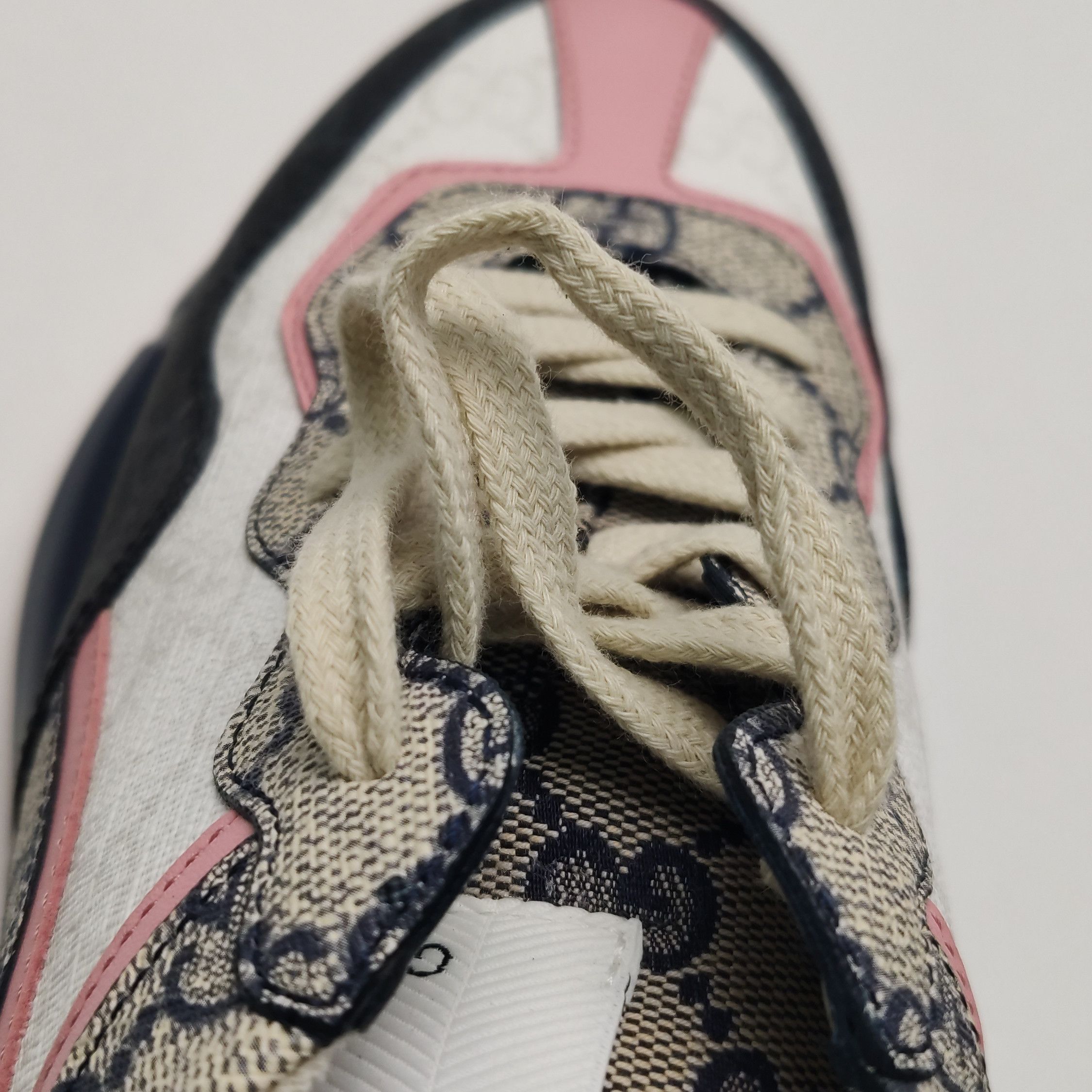 Gucci Gucci Women 6 Lowtop Sneakers Size US 6 / IT 36 - 10 Thumbnail