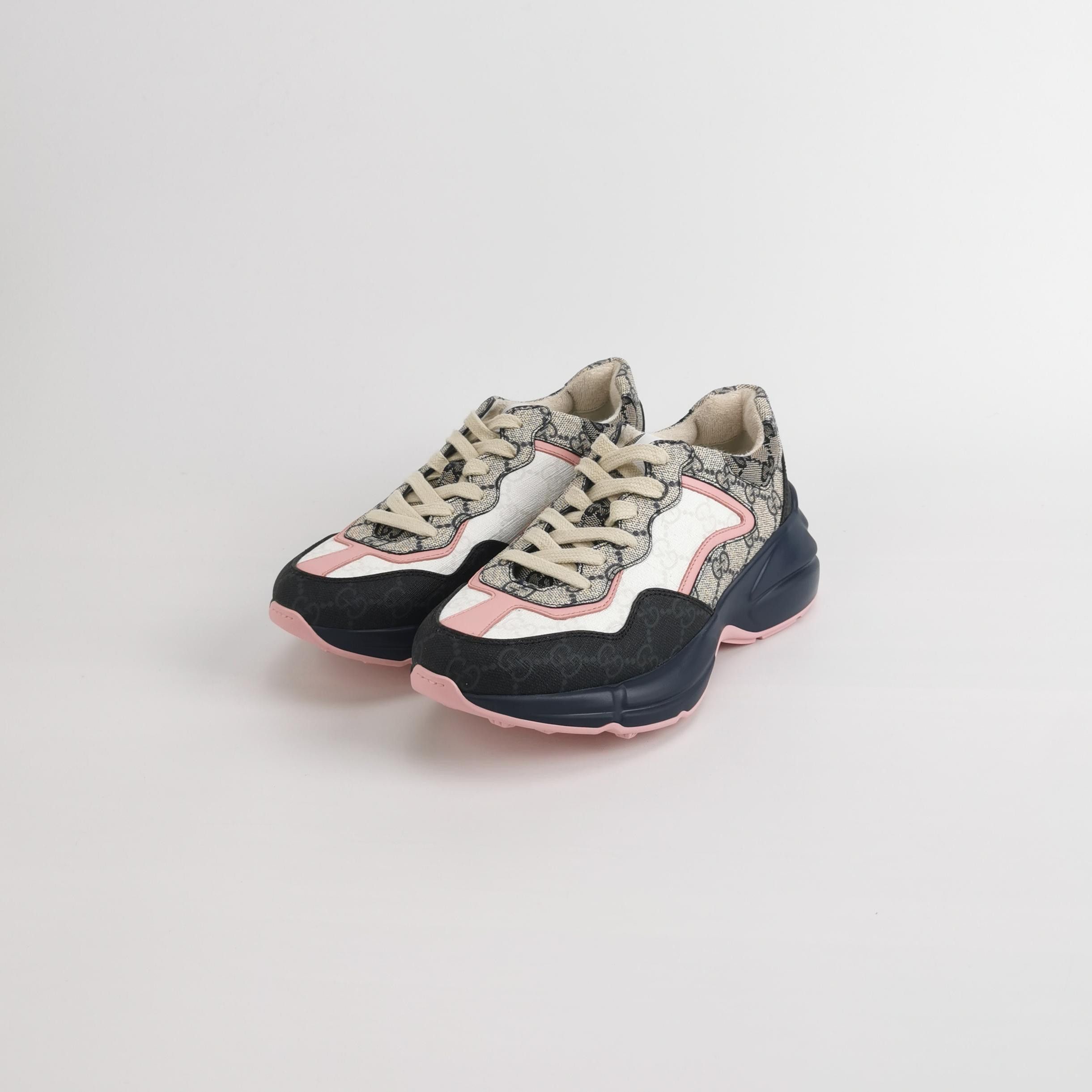 Gucci Gucci Women 6 Lowtop Sneakers Size US 6 / IT 36 - 2 Thumbnail