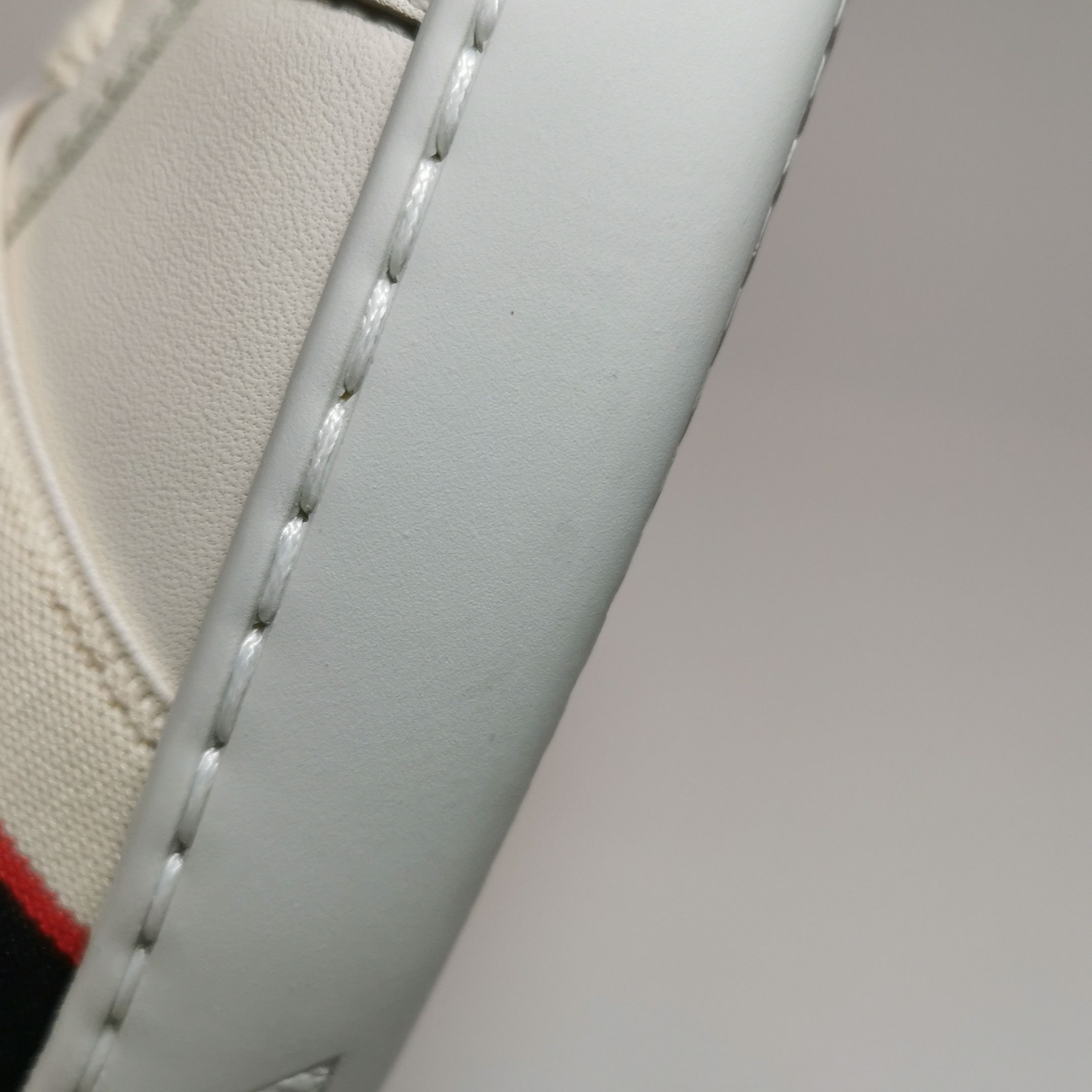 Gucci Gucci Women 5 Lowtop Sneakers Size US 5 / IT 35 - 7 Thumbnail