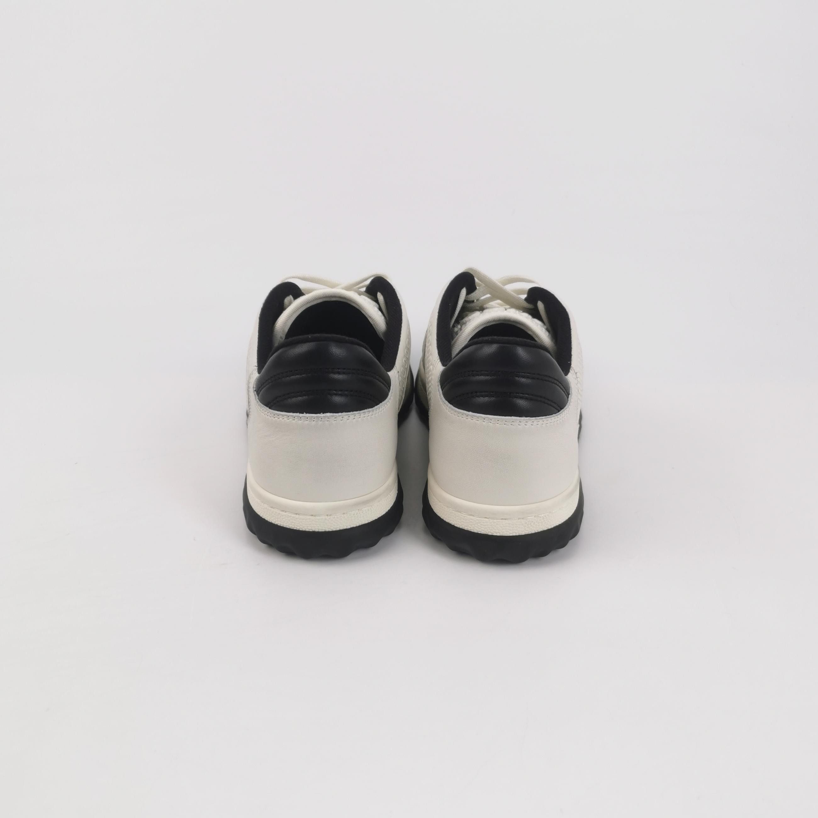 Gucci Gucci Women 7 Lowtop Sneakers Size US 7 / IT 37 - 4 Thumbnail