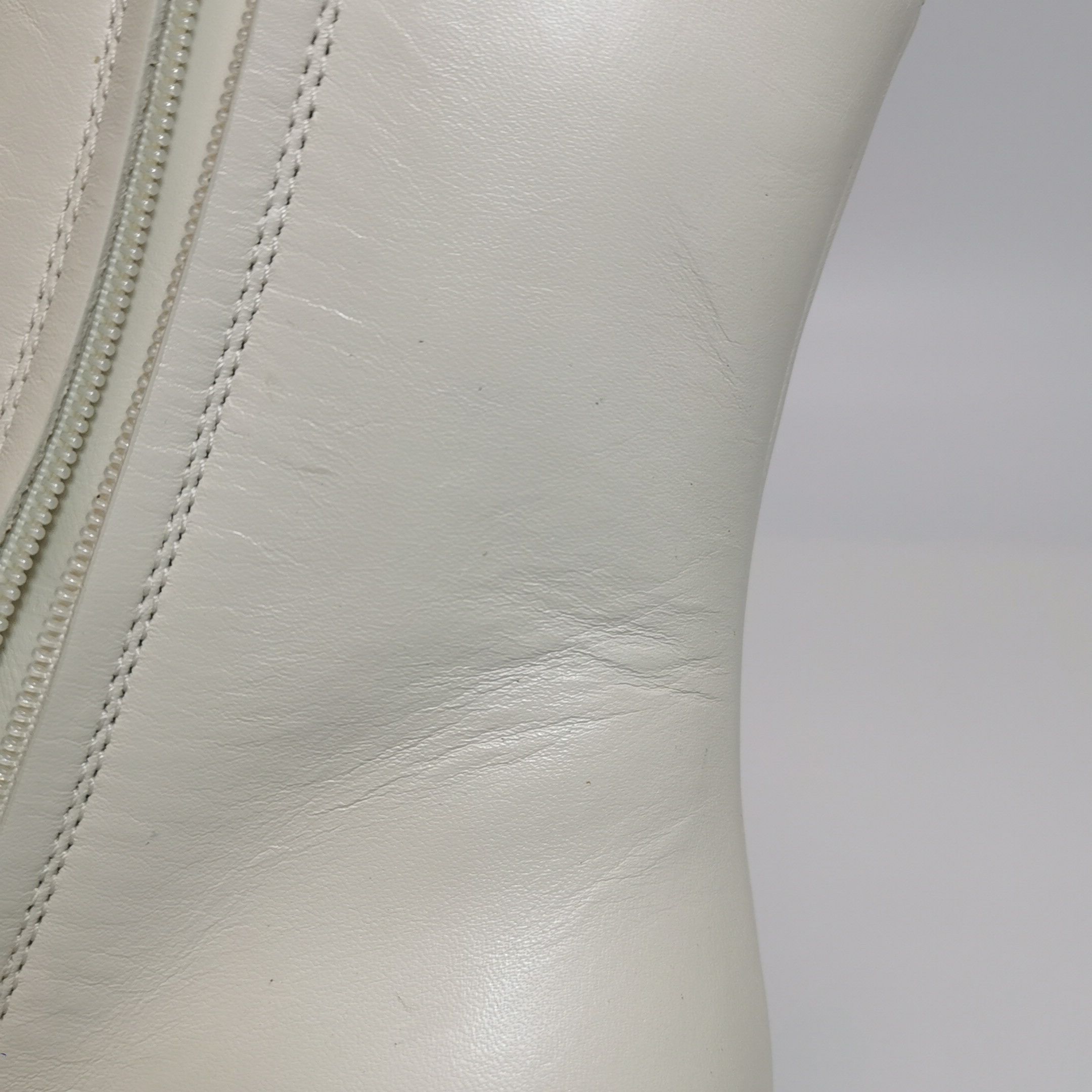 Gucci Gucci Women 5 Boots Size US 5 / IT 35 - 13 Thumbnail
