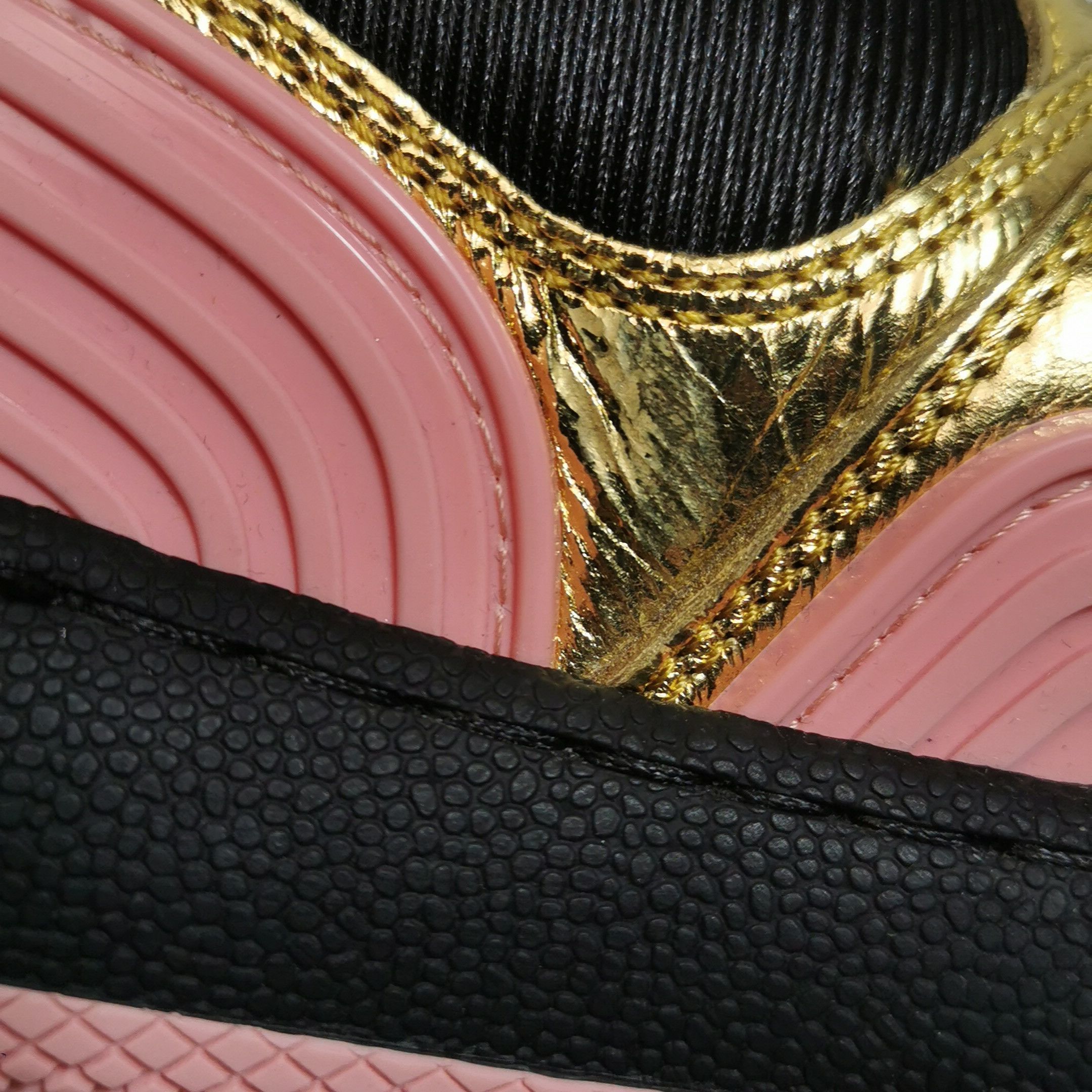 Gucci Gucci Women 6 Lowtop Sneakers Size US 6 / IT 36 - 8 Thumbnail