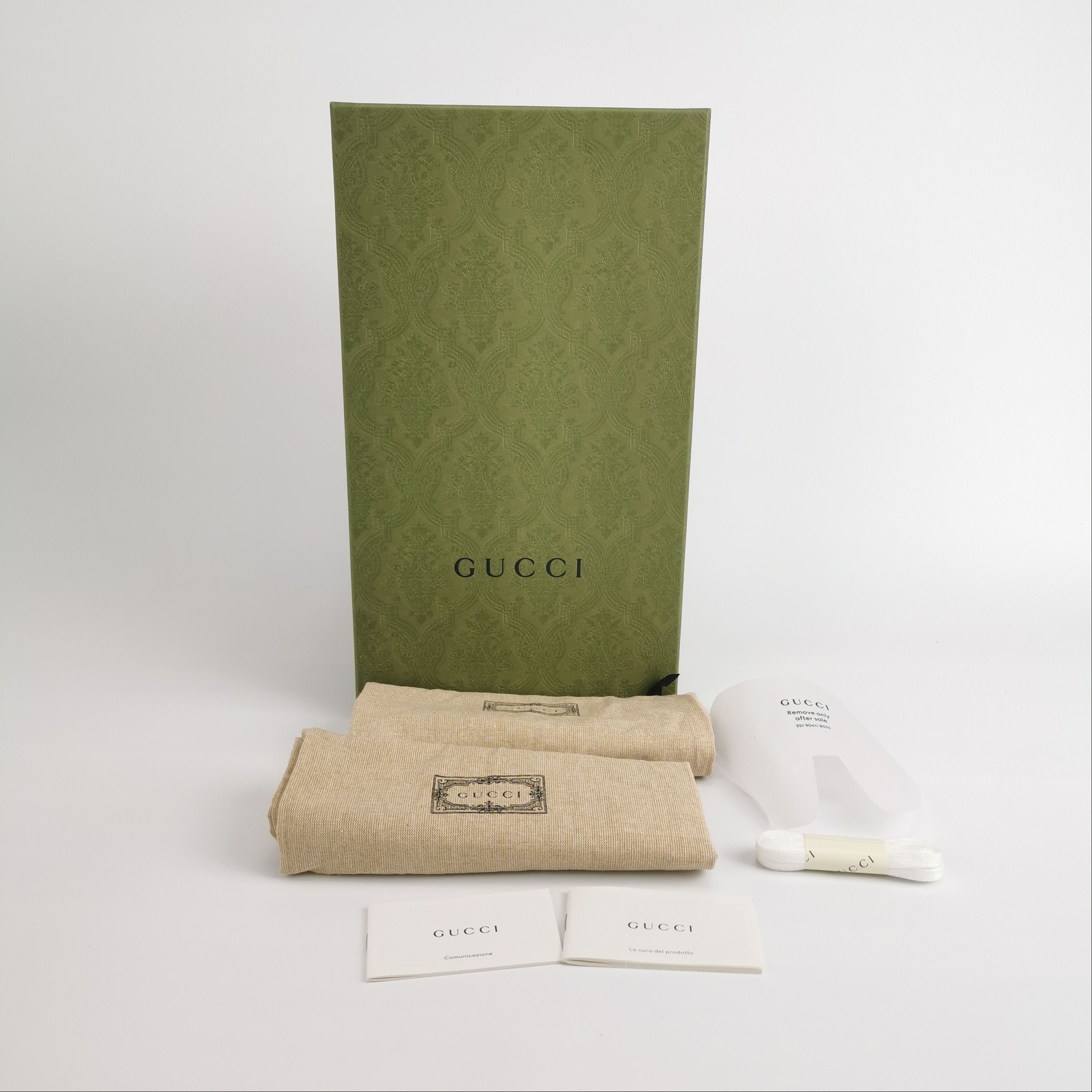 Gucci Gucci Women 6-5 Lowtop Sneakers Size US 6.5 / IT 36.5 - 6 Thumbnail