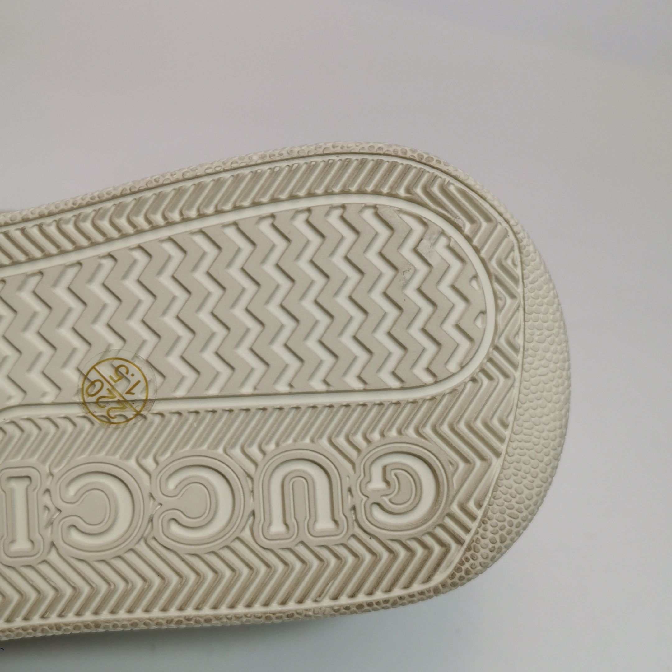 Gucci Gucci Women it_34-5 Lowtop Sneakers Size US 4.5 / IT 34.5 - 9 Thumbnail