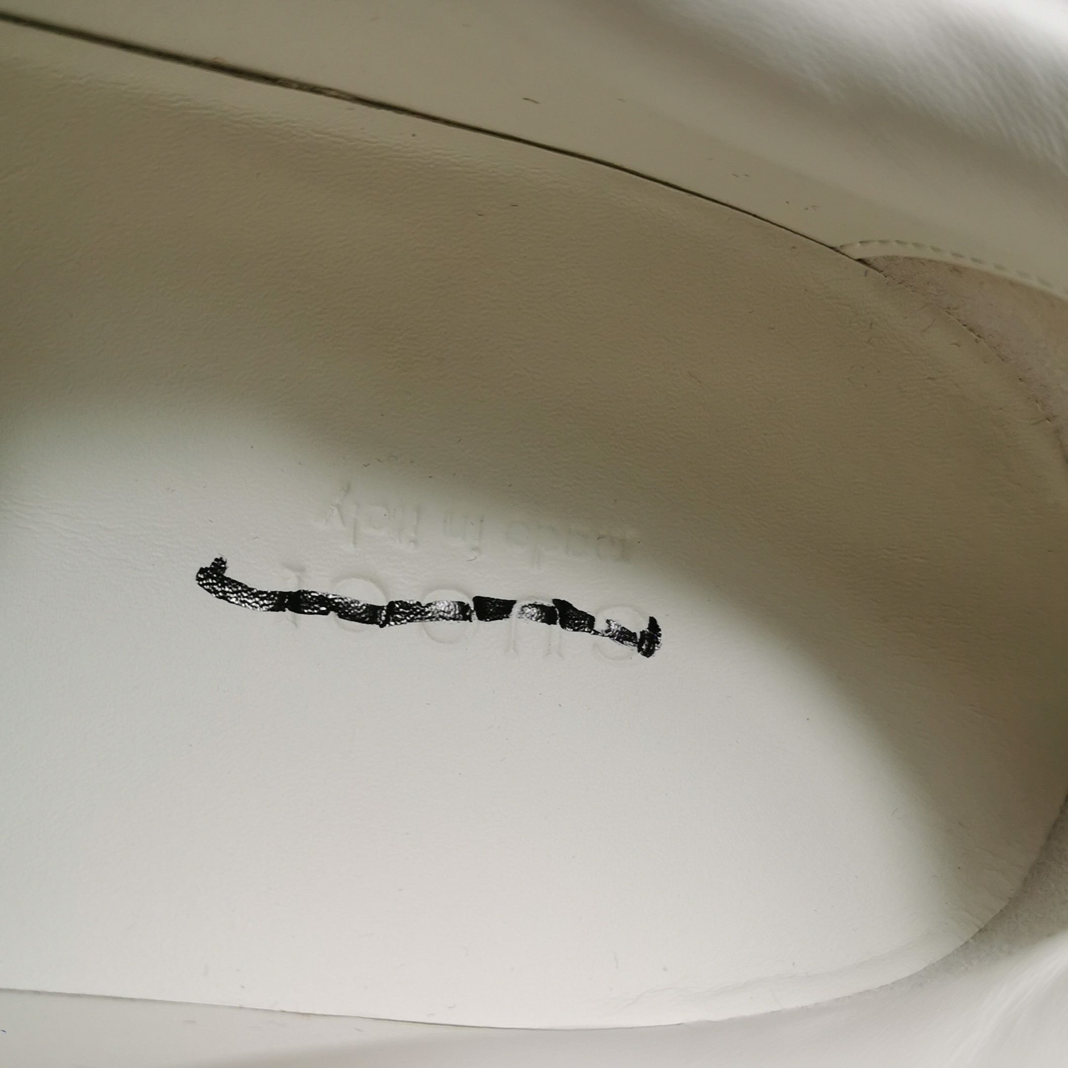 Gucci Gucci Women 8 Lowtop Sneakers Size US 8 / IT 38 - 12 Thumbnail