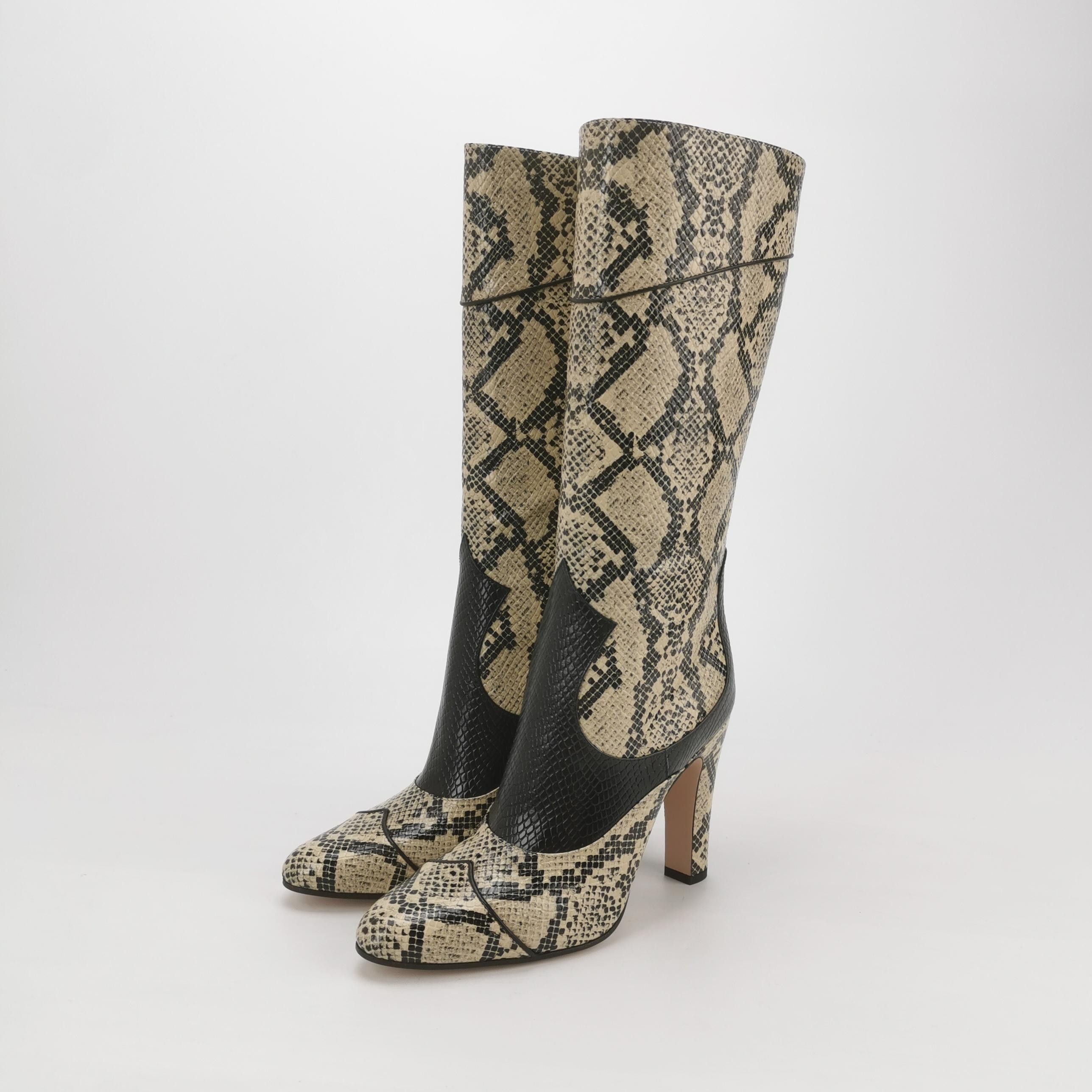 Gucci Gucci Women 8 Boots Size US 8 / IT 38 - 2 Thumbnail