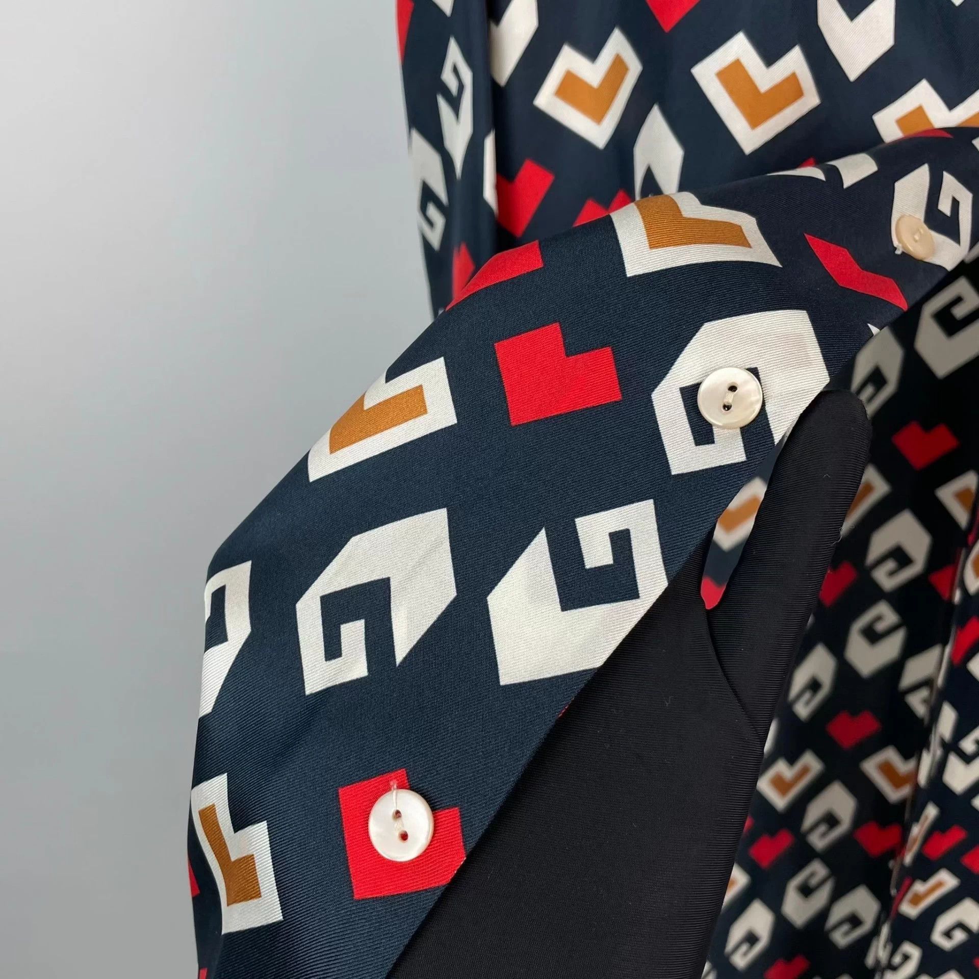 Gucci Vintage Item Size US M / EU 48-50 / 2 - 3 Thumbnail