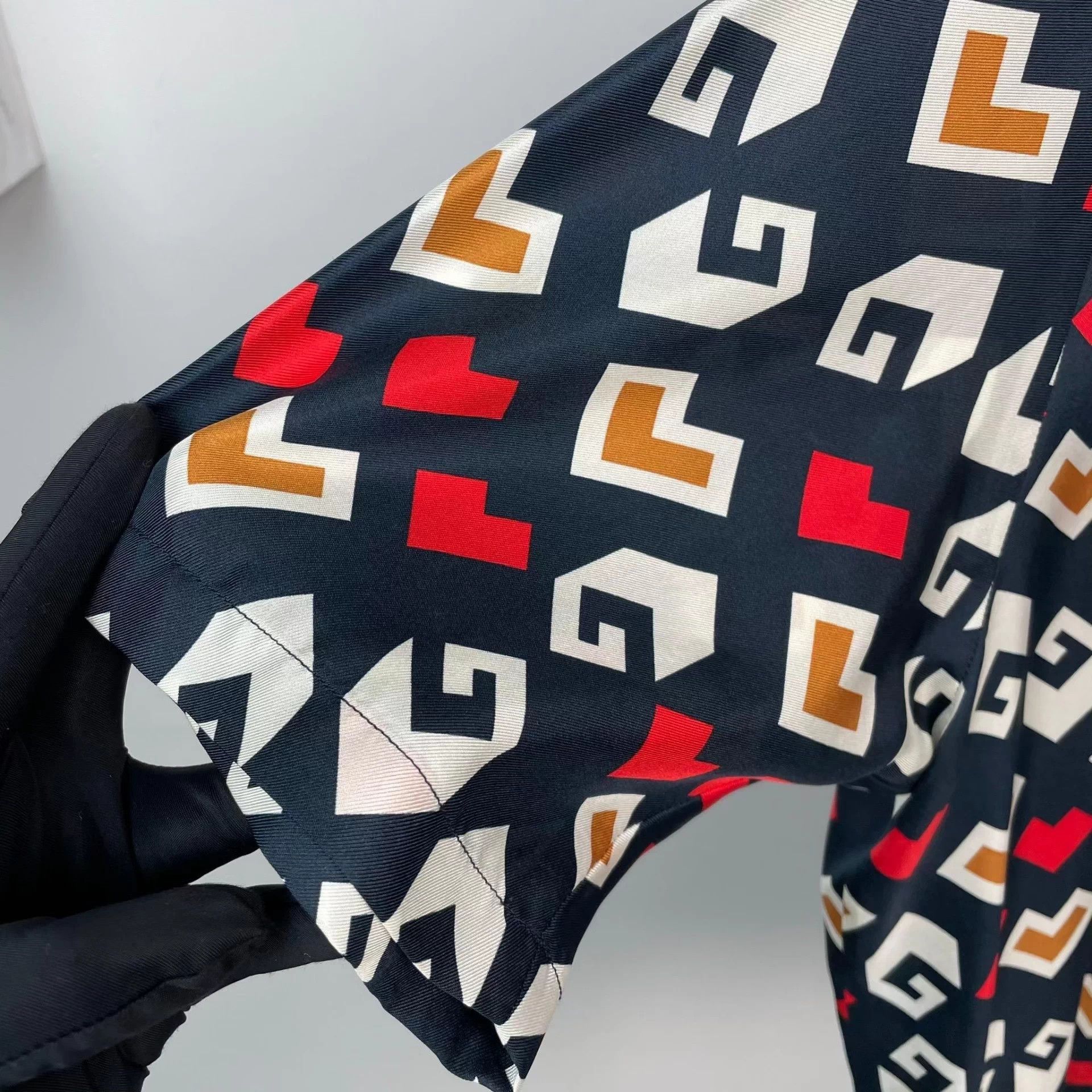 Gucci Vintage Item Size US M / EU 48-50 / 2 - 8 Thumbnail