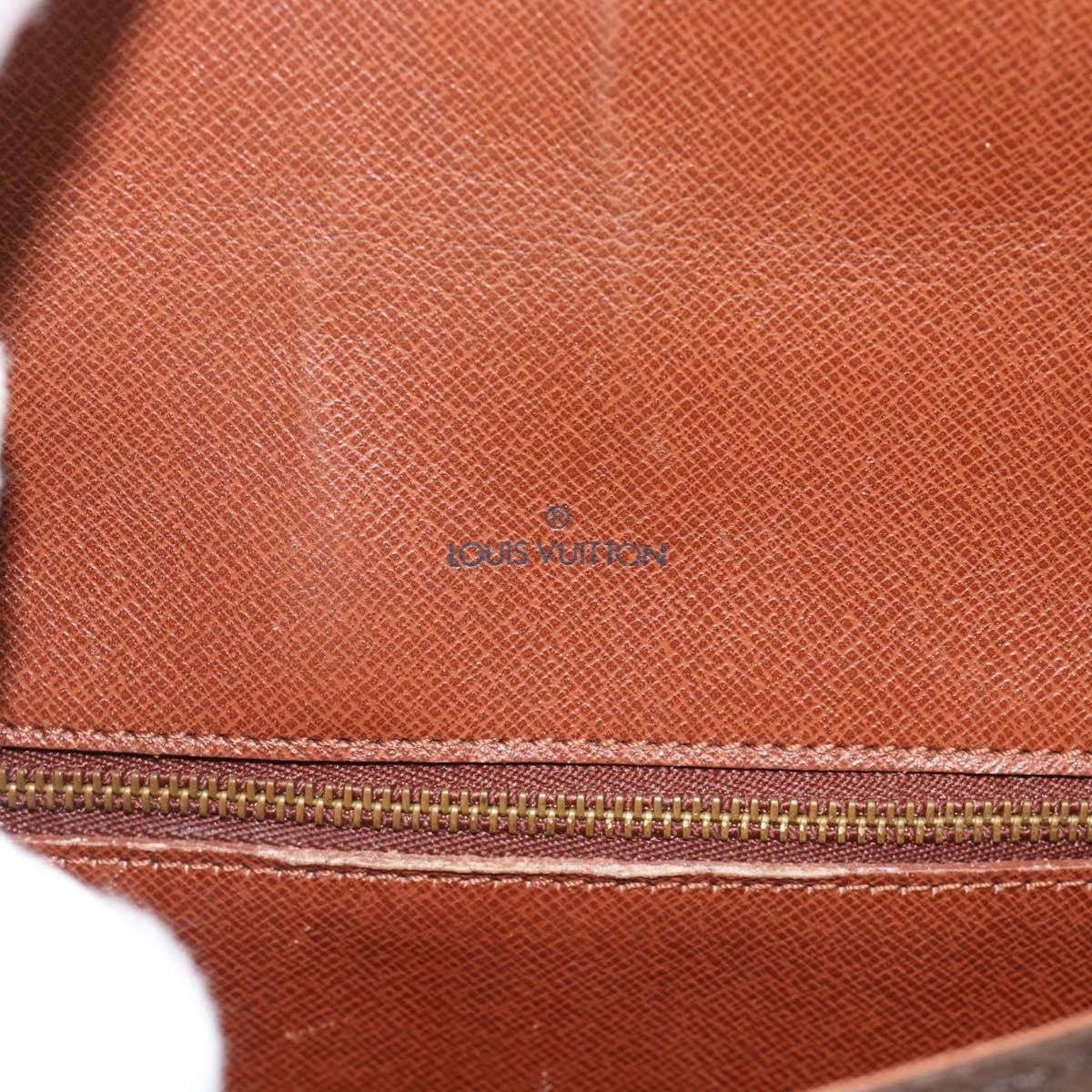 Louis Vuitton Louis Vuitton Saint Cloud Handbag Monogram Canvas Size ONE SIZE - 22 Thumbnail