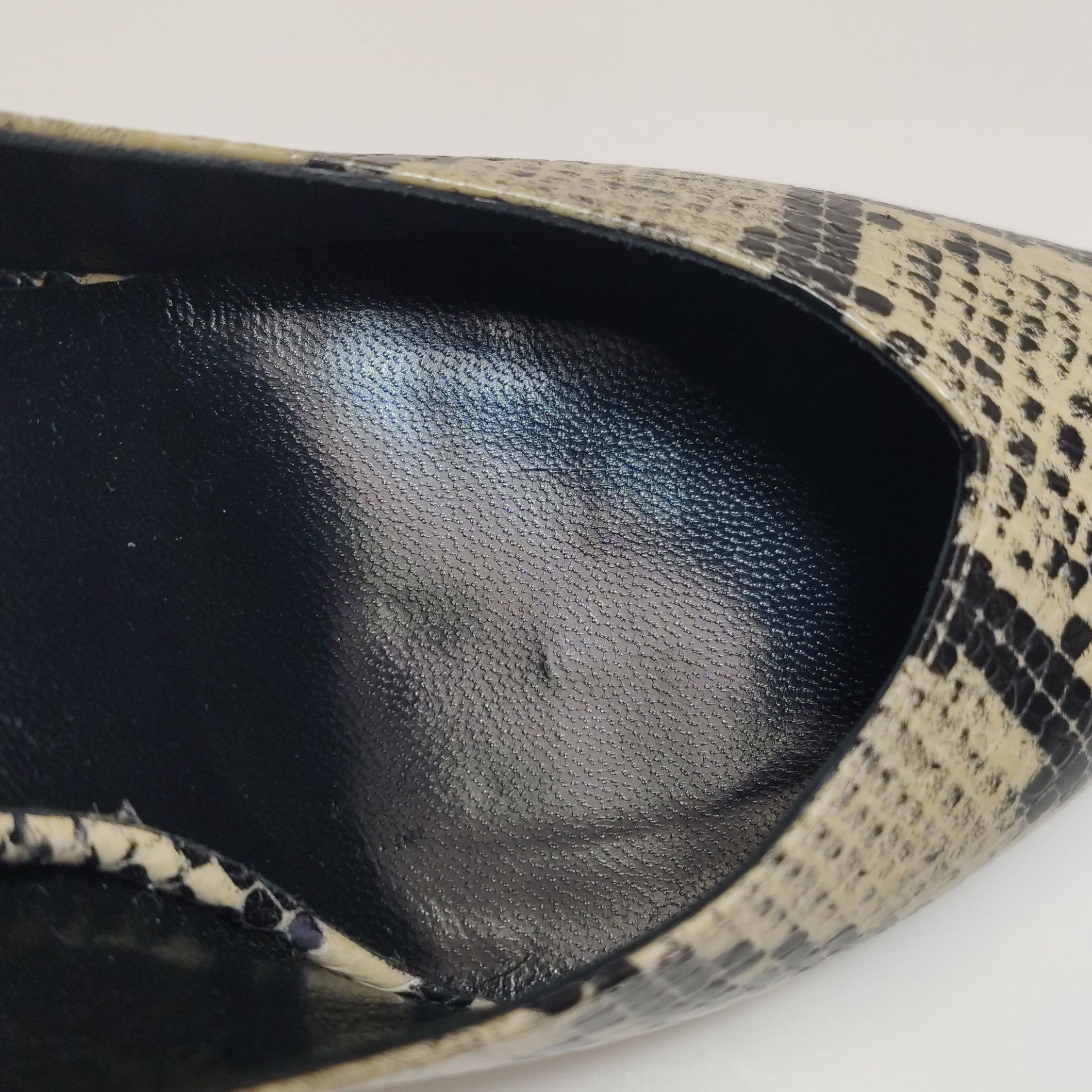 Gucci Gucci Women 8-5 Heels Size US 8.5 / IT 38.5 - 9 Thumbnail