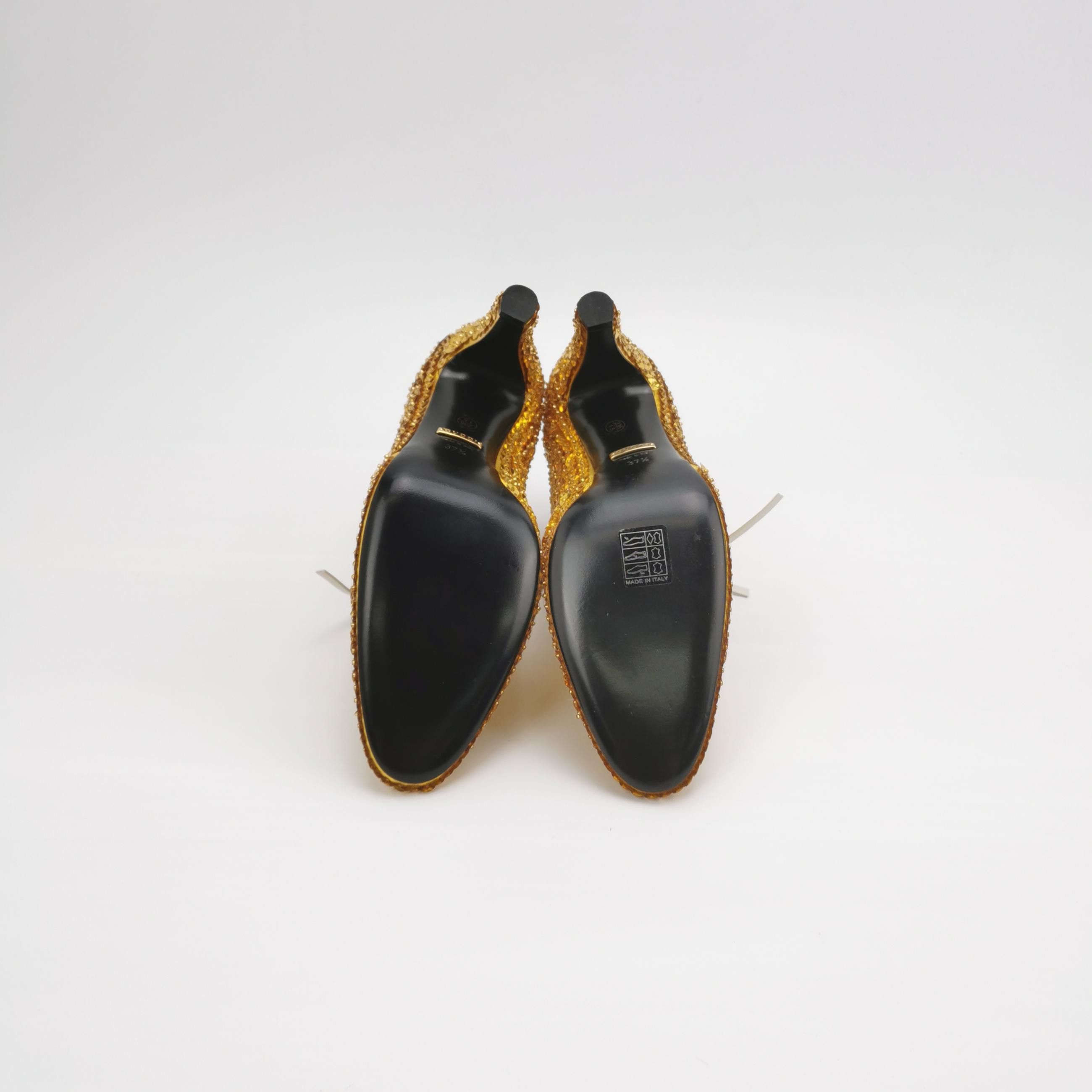 Gucci Gucci Women 7-5 Heels Size US 7.5 / IT 37.5 - 5 Thumbnail