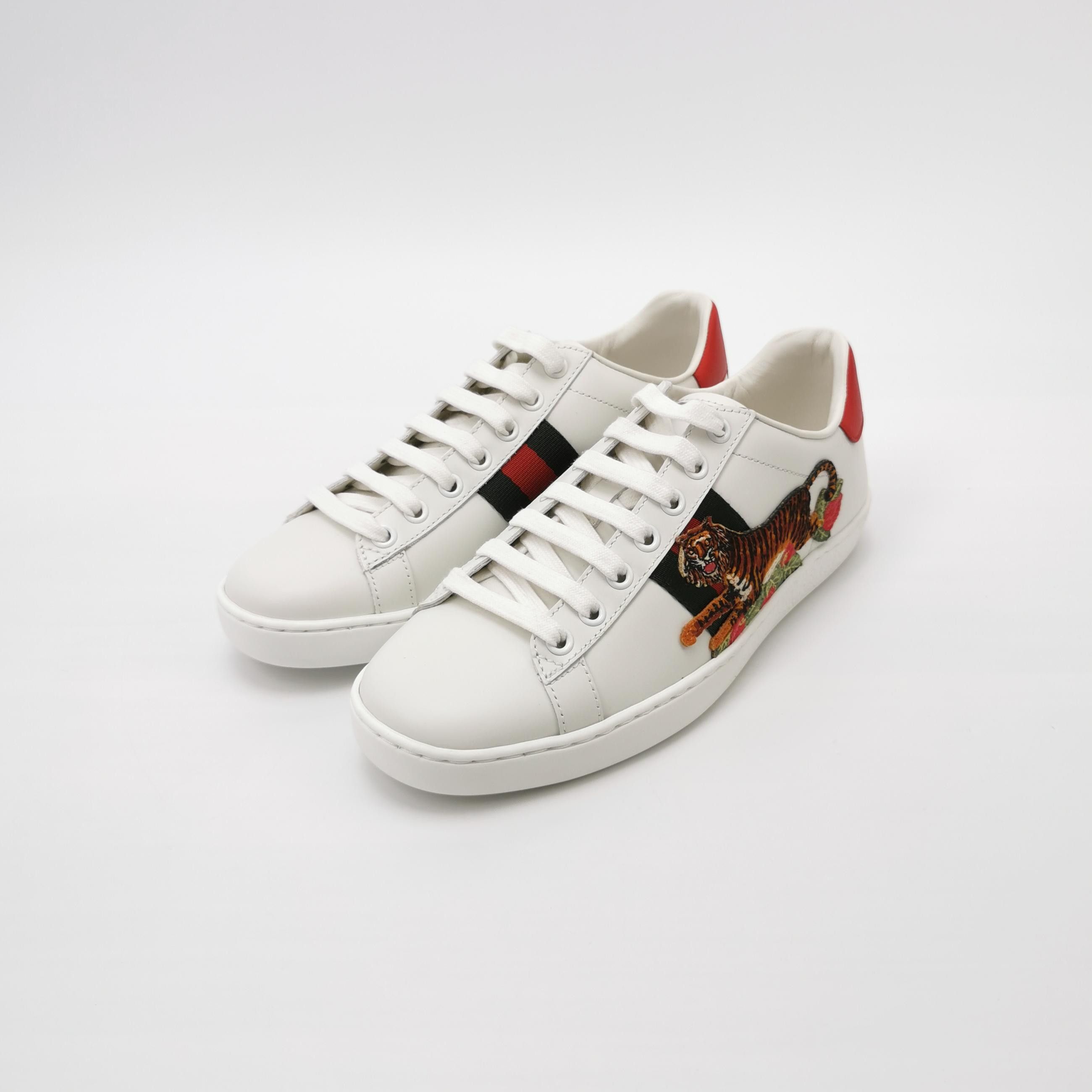 Gucci Gucci Women 6 Lowtop Sneakers Size US 6 / IT 36 - 2 Thumbnail