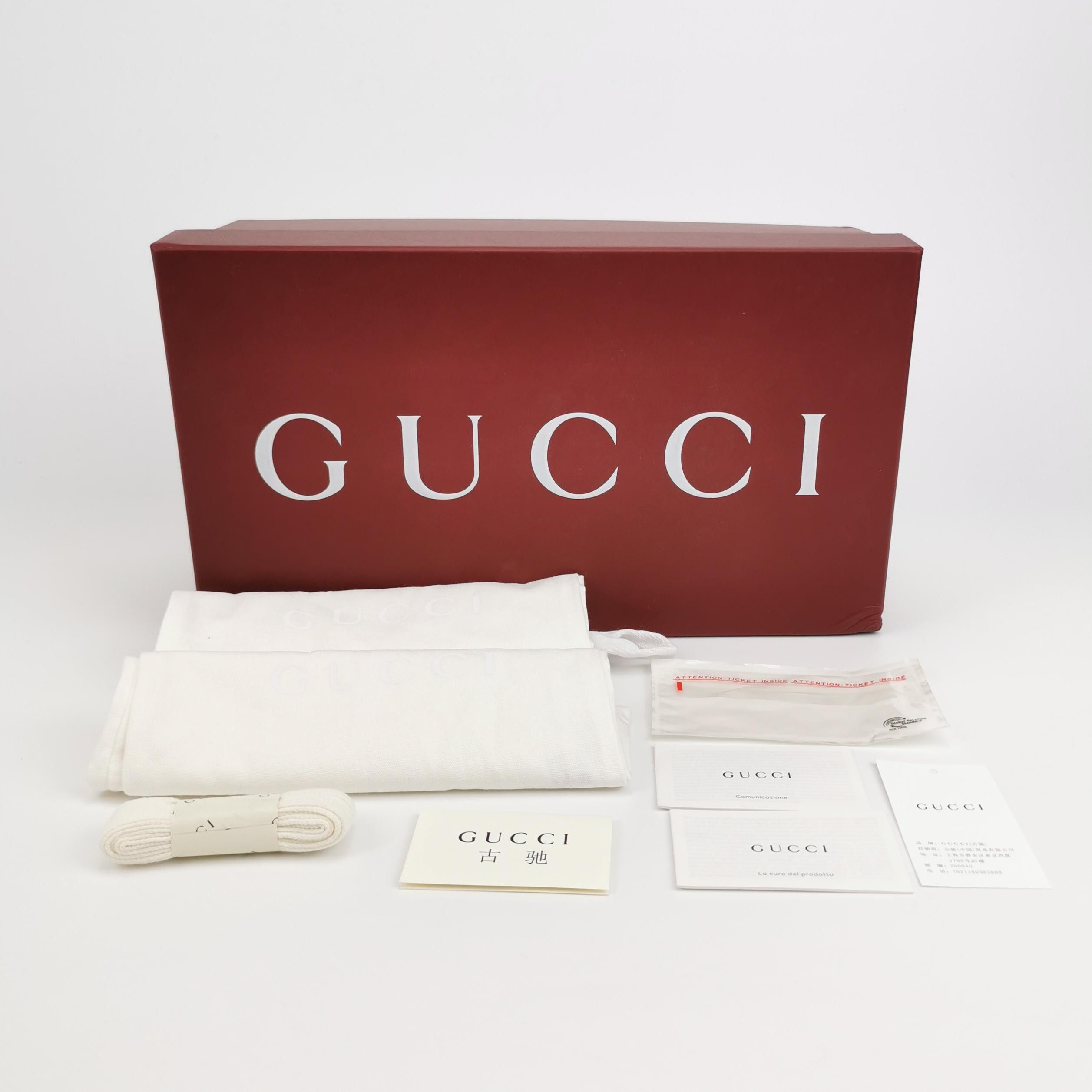 Gucci Gucci Women 5 Lowtop Sneakers Size US 5 / IT 35 - 6 Thumbnail