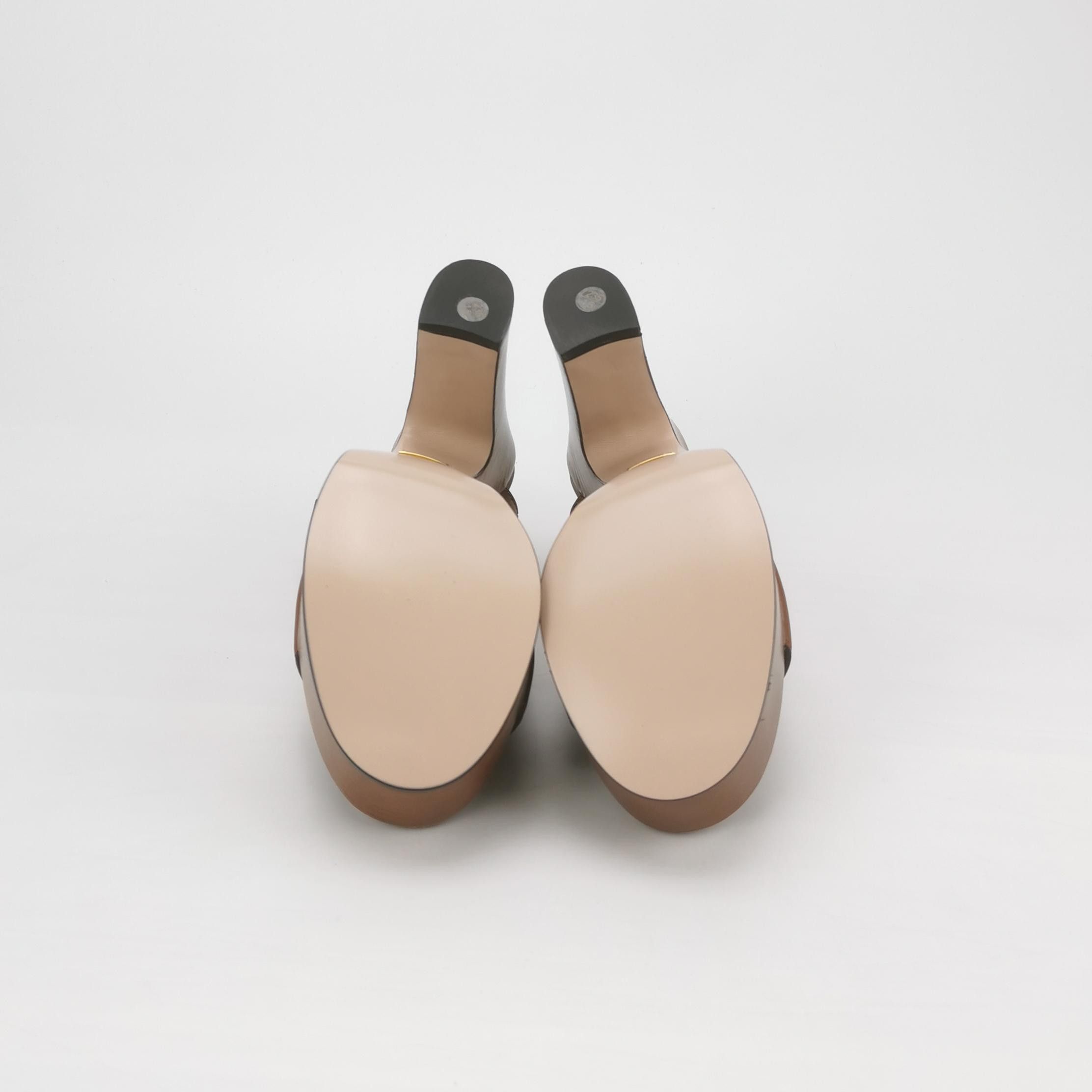 Gucci Gucci Women 7 Sandals Size US 7 / IT 37 - 5 Thumbnail