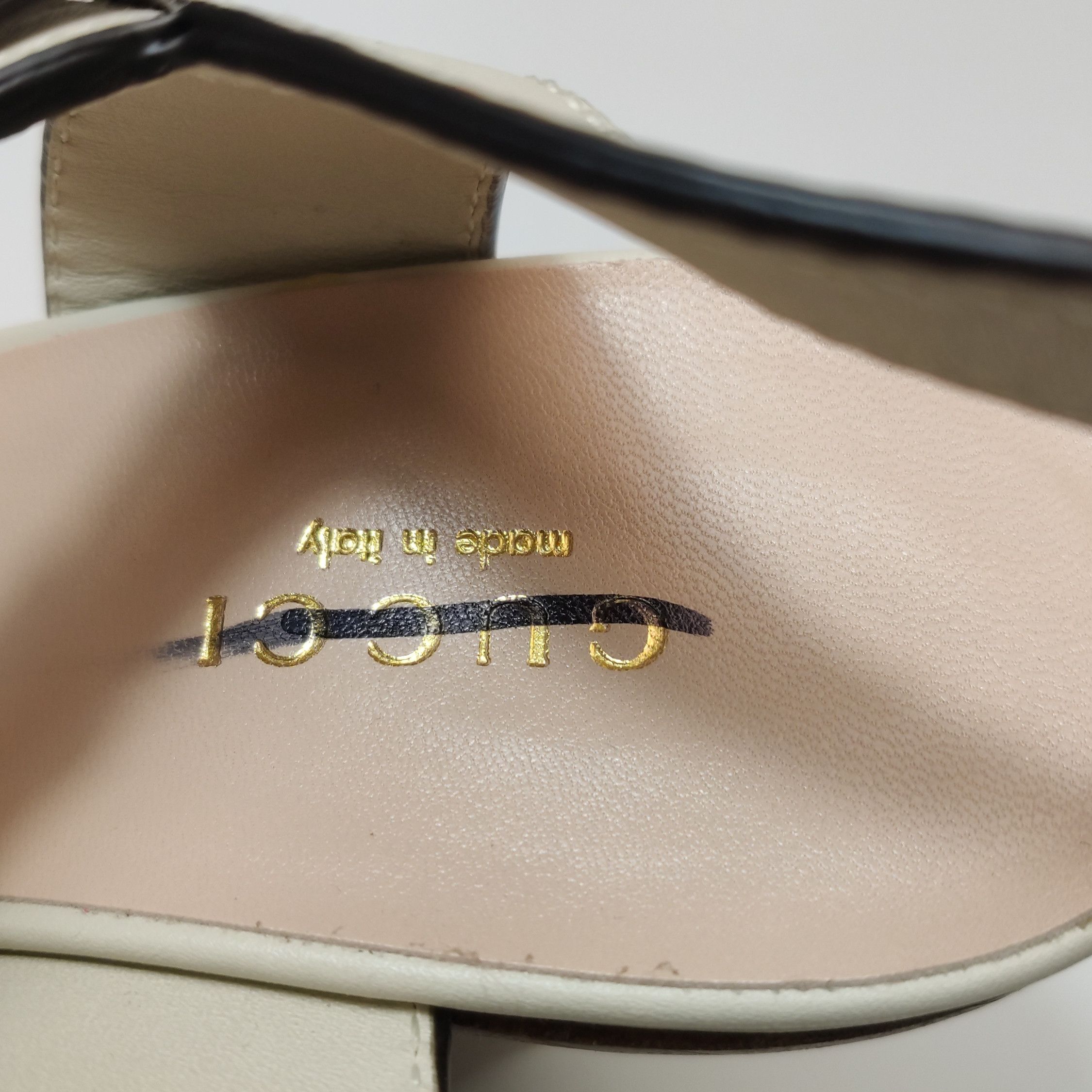 Gucci Gucci Women 7 Sandals Size US 7 / IT 37 - 12 Thumbnail