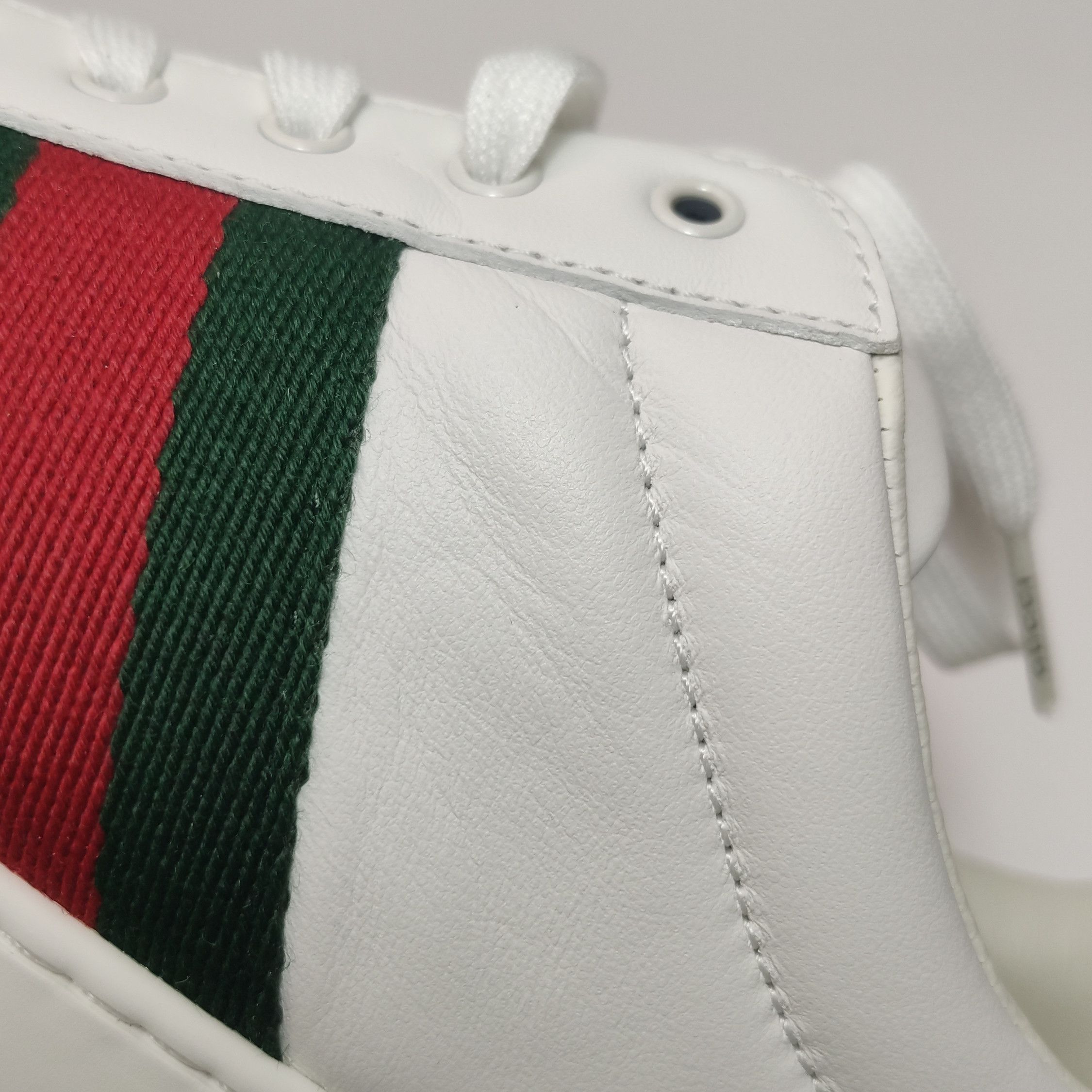 Gucci Gucci Women 8-5 Lowtop Sneakers Size US 8.5 / IT 38.5 - 8 Thumbnail