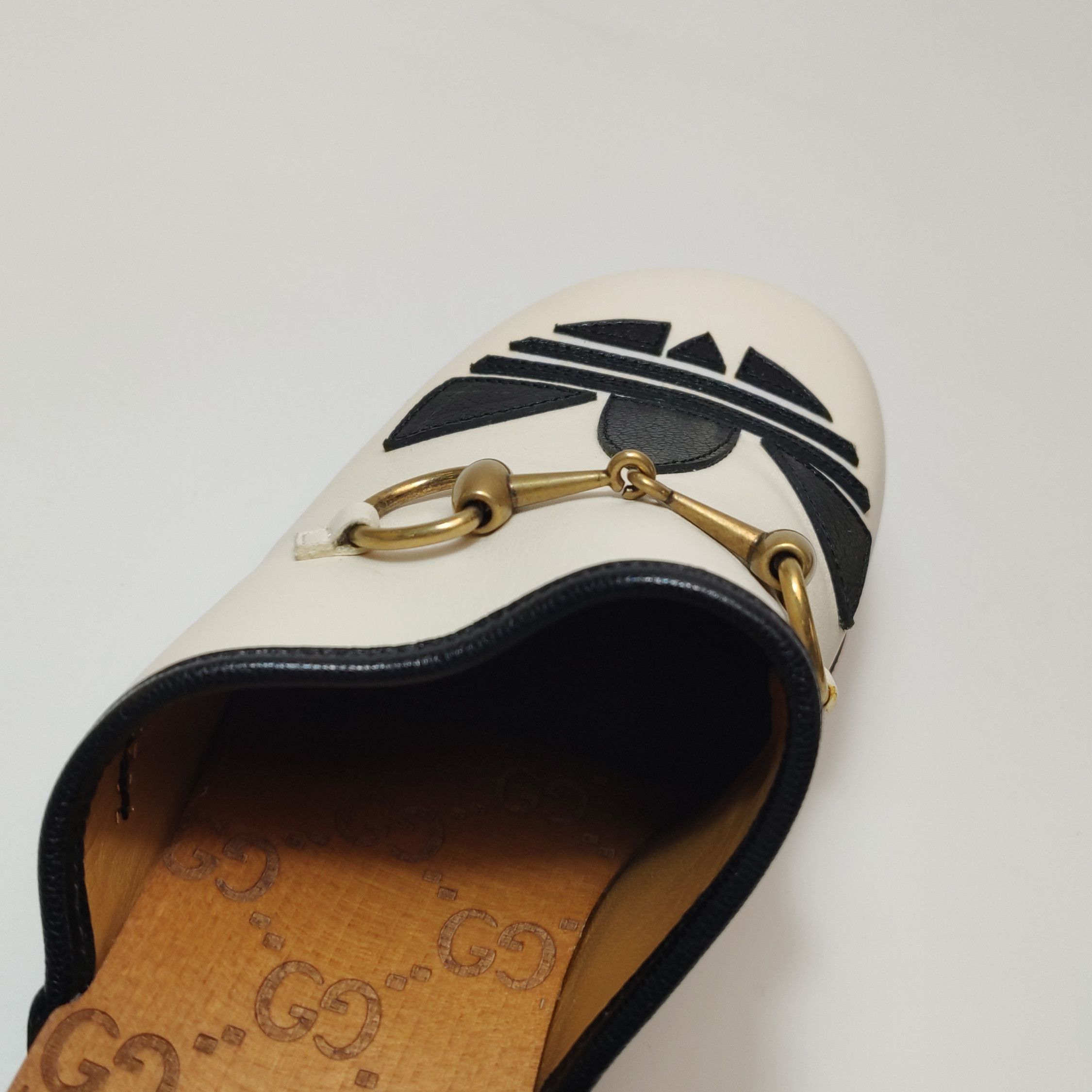 Gucci Gucci Women 7 Sandals Size US 7 / IT 37 - 10 Thumbnail