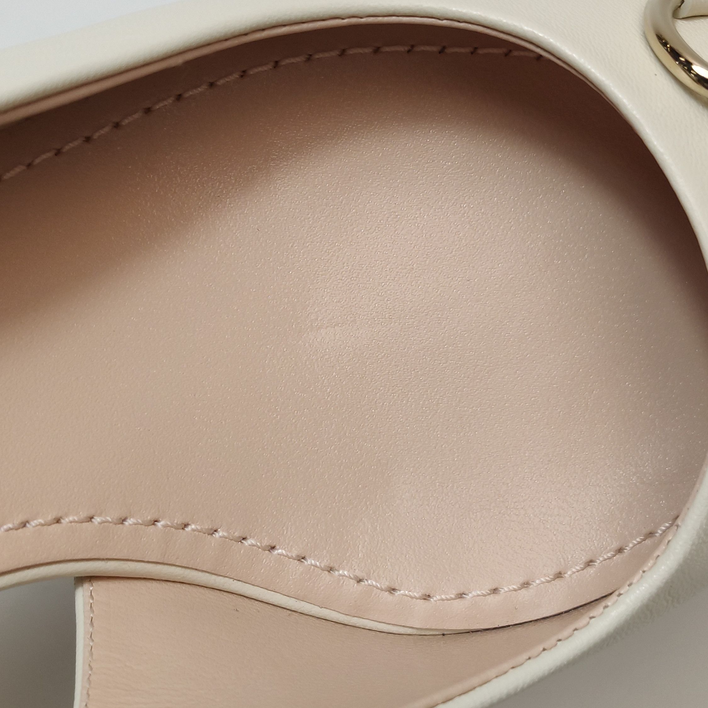 Gucci Gucci Women 7-5 Flats Size US 7.5 / IT 37.5 - 9 Thumbnail