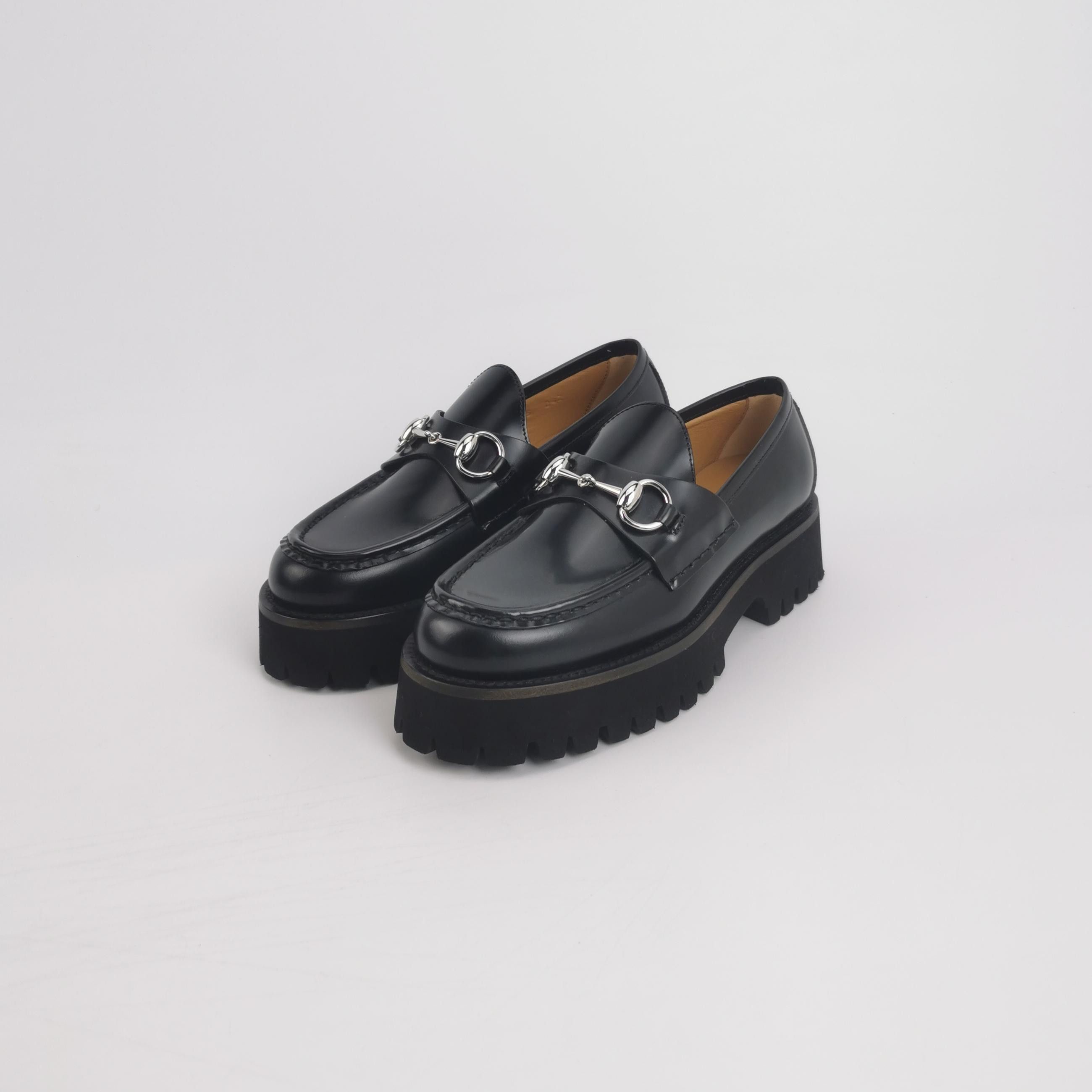 Gucci Gucci Women 5 Flats Size US 5 / IT 35 - 2 Thumbnail