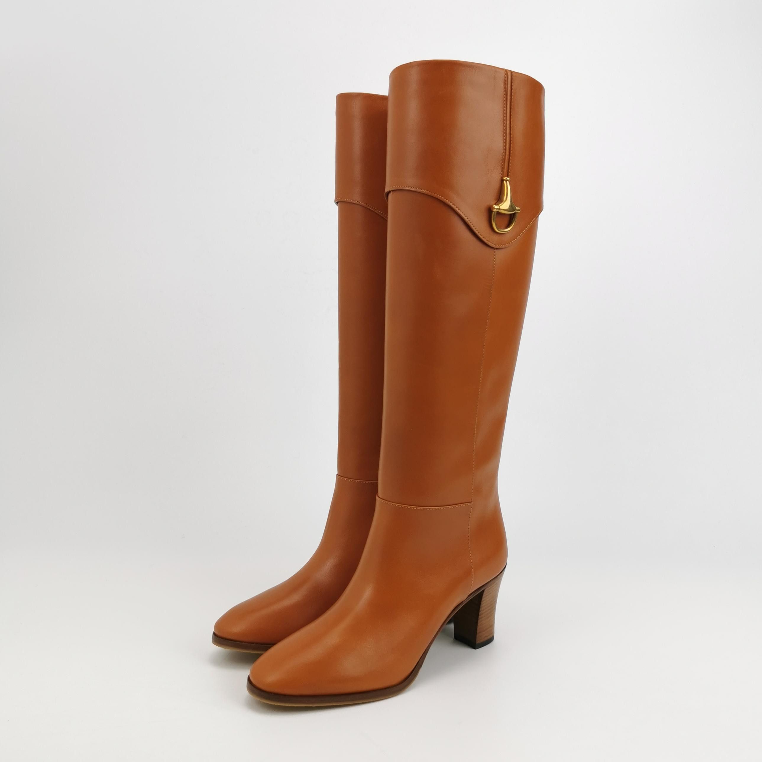 Gucci Gucci Women 6 Boots Size US 6 / IT 36 - 2 Thumbnail