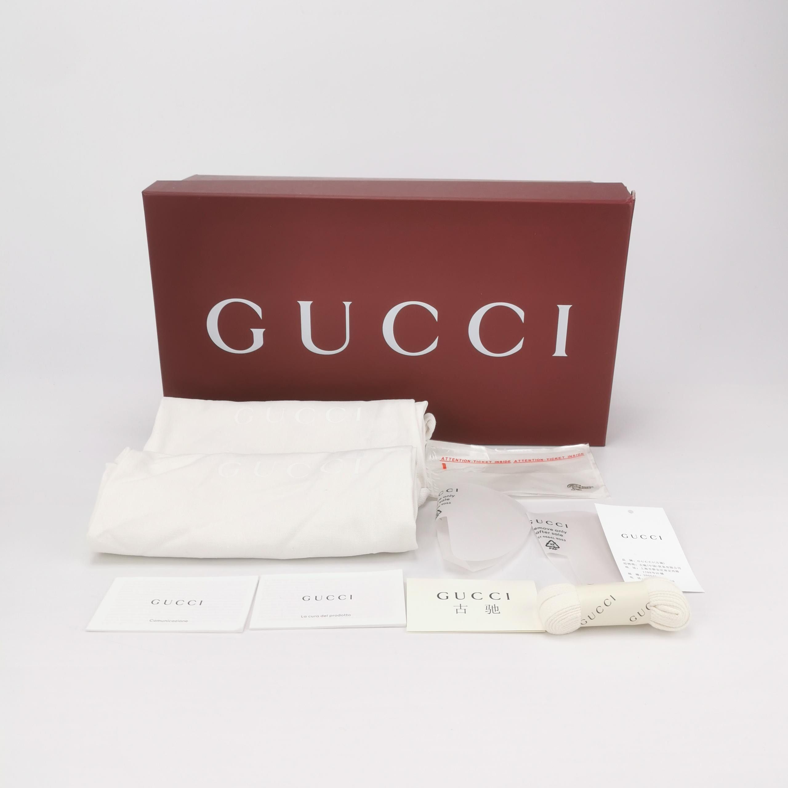 Gucci Gucci Women 5 Lowtop Sneakers Size US 5 / IT 35 - 6 Thumbnail
