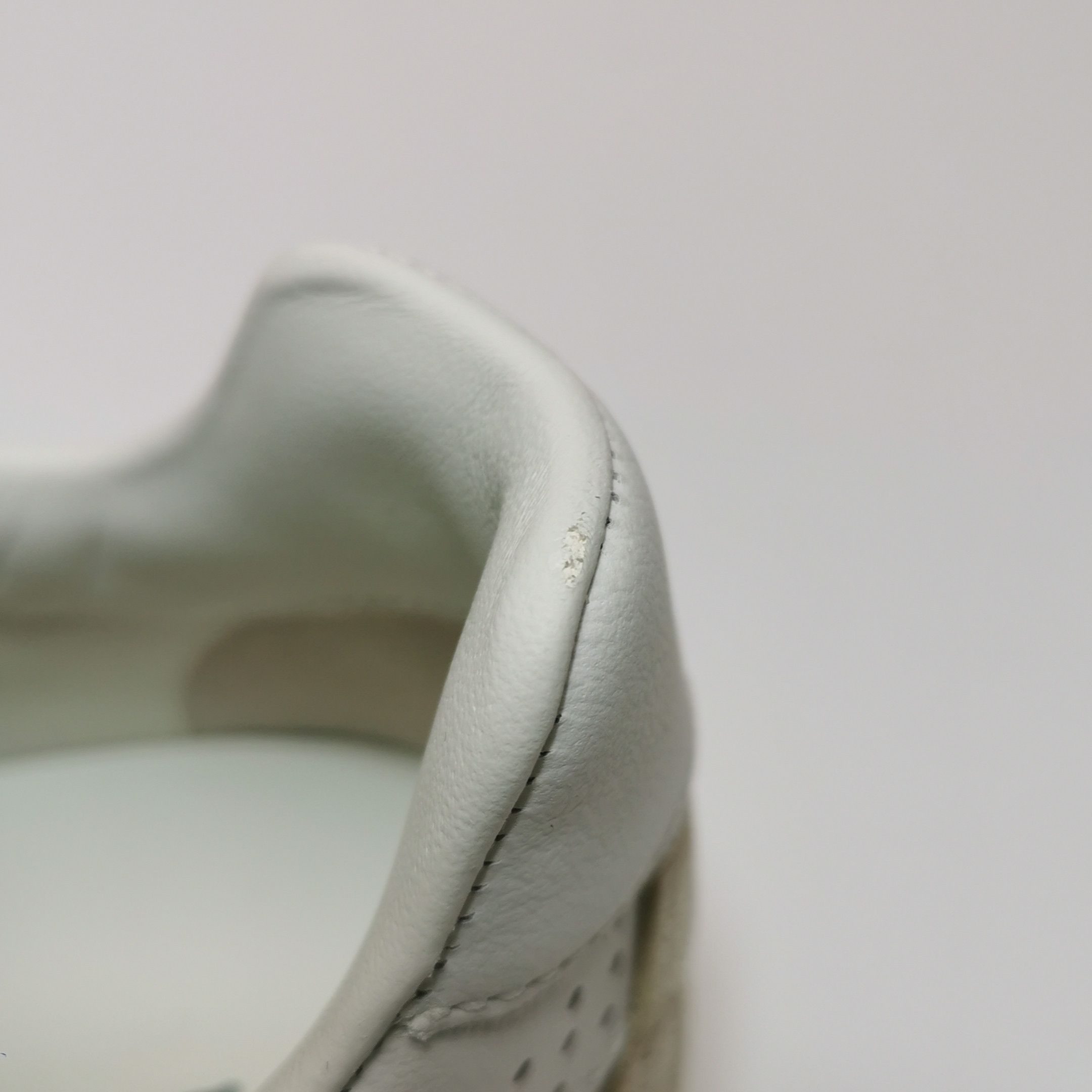 Gucci Gucci Women 5 Lowtop Sneakers Size US 5 / IT 35 - 7 Thumbnail