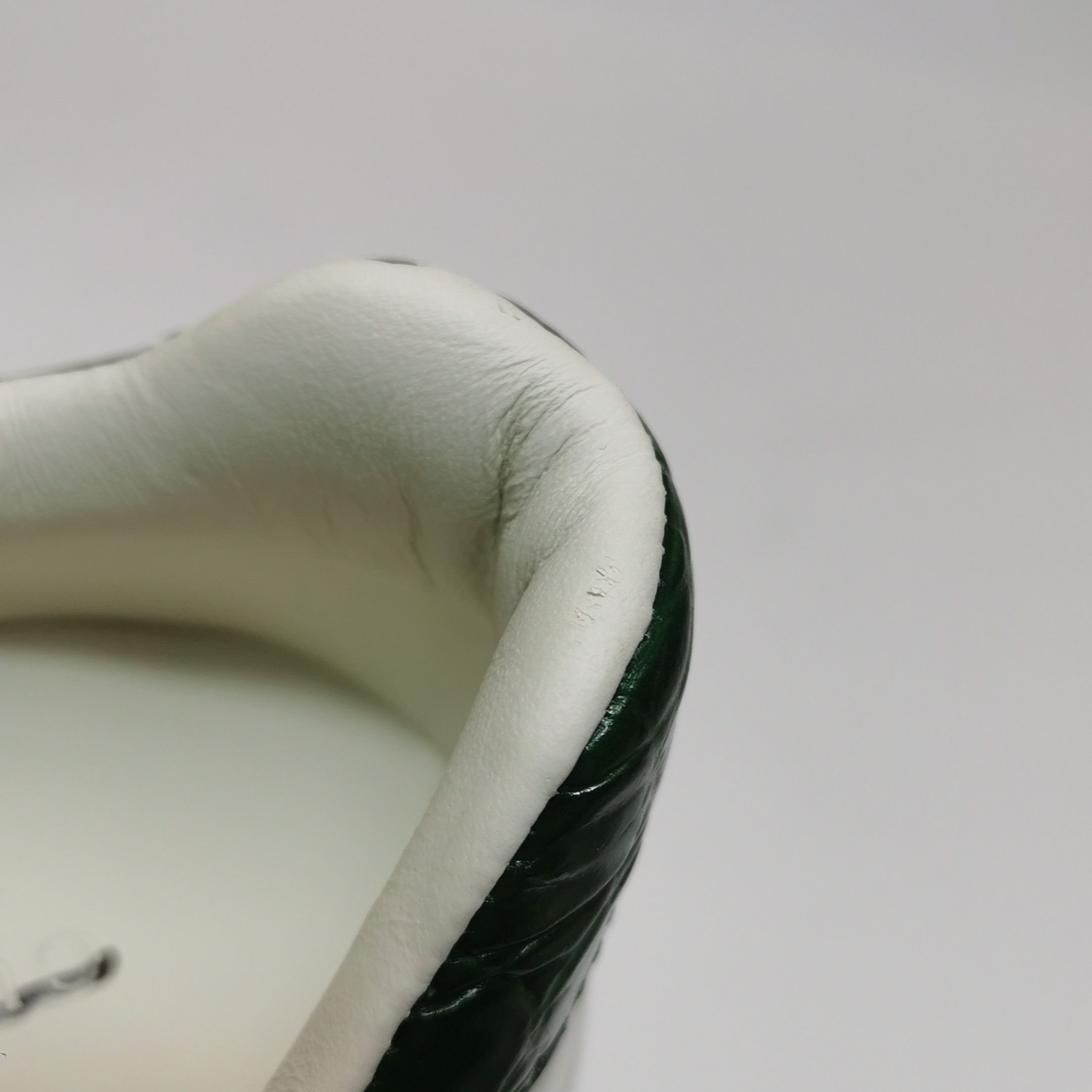 Gucci Gucci Women 5-5 Lowtop Sneakers Size US 5.5 / IT 35.5 - 7 Thumbnail