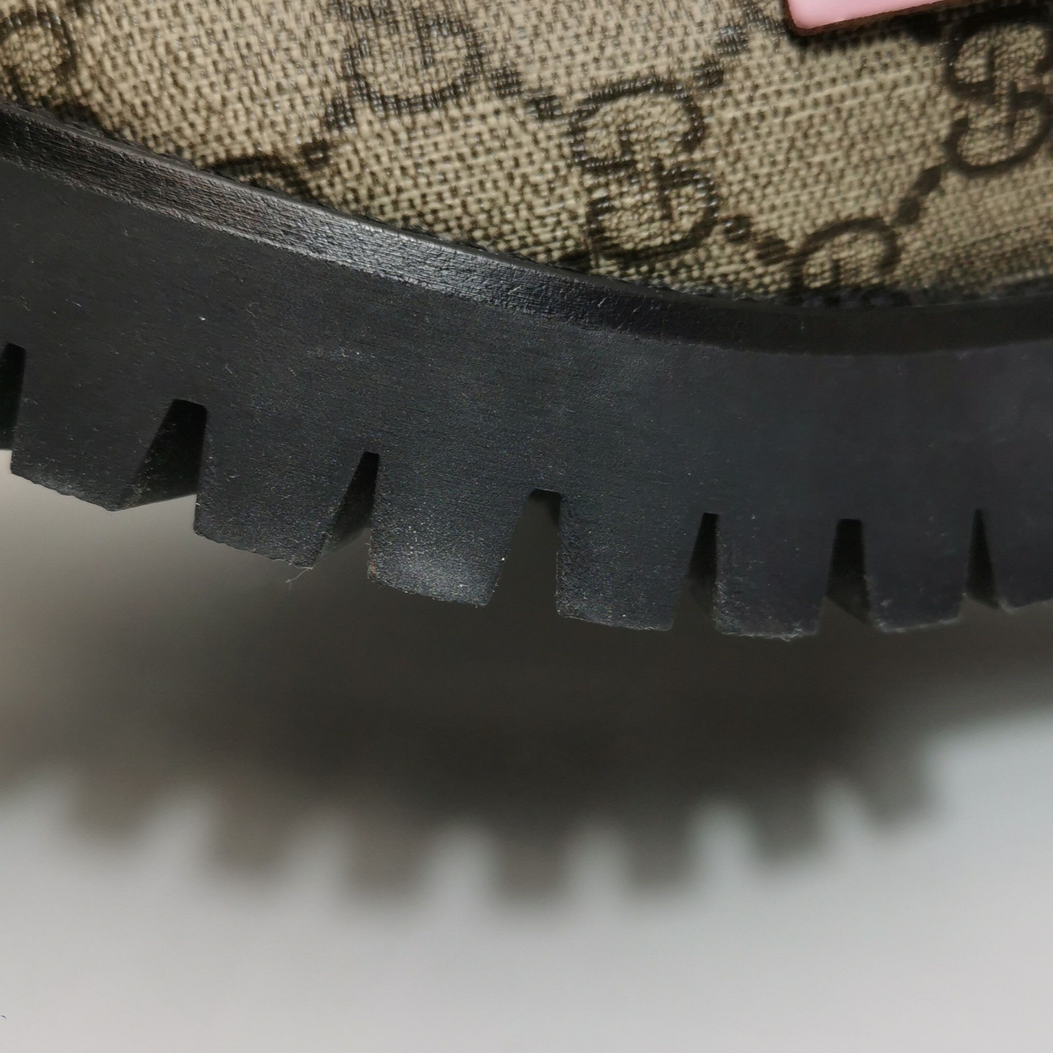 Gucci Gucci Women 6-5 Flats Size US 6.5 / IT 36.5 - 7 Thumbnail