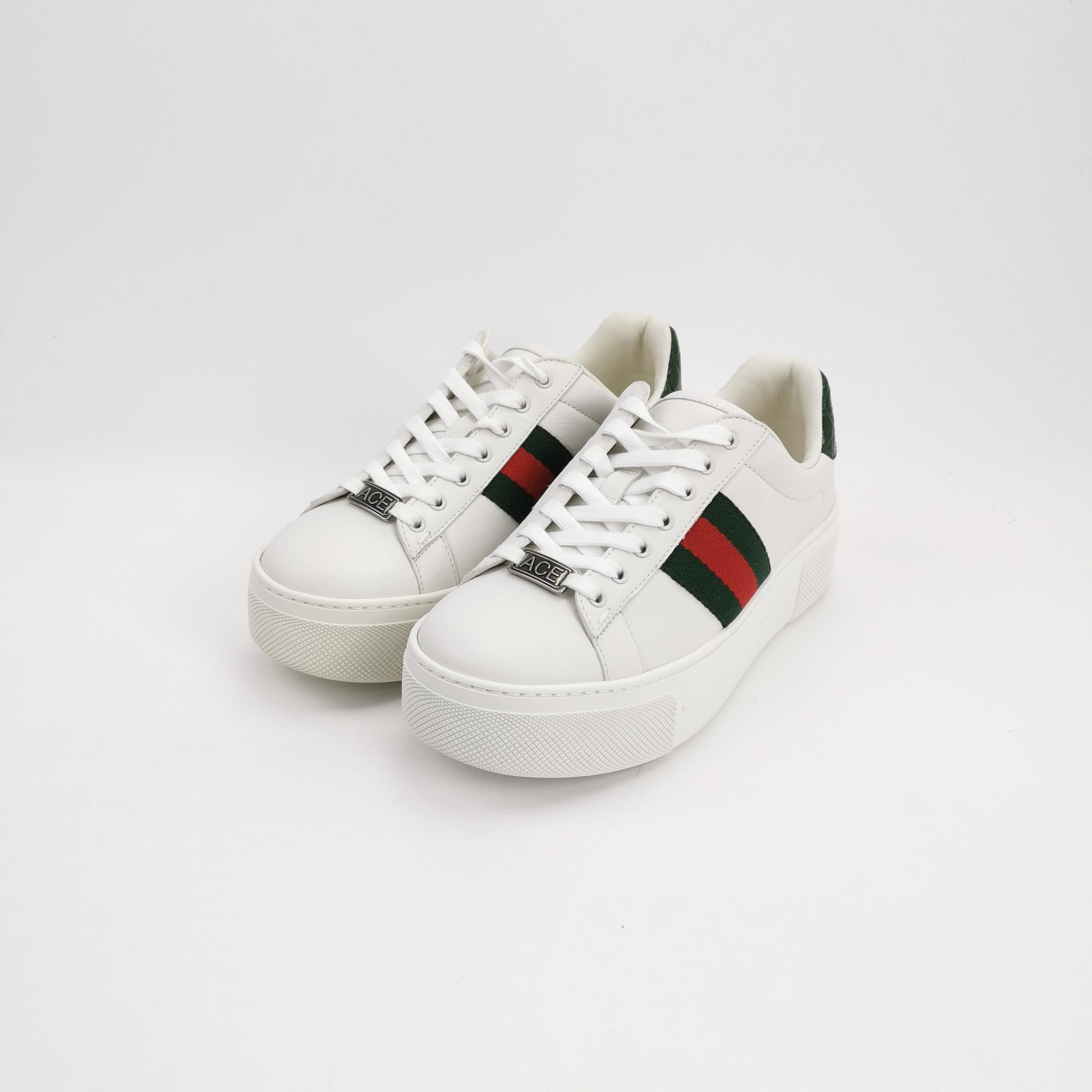 Gucci Gucci Women 6-5 Lowtop Sneakers Size US 6.5 / IT 36.5 - 2 Thumbnail