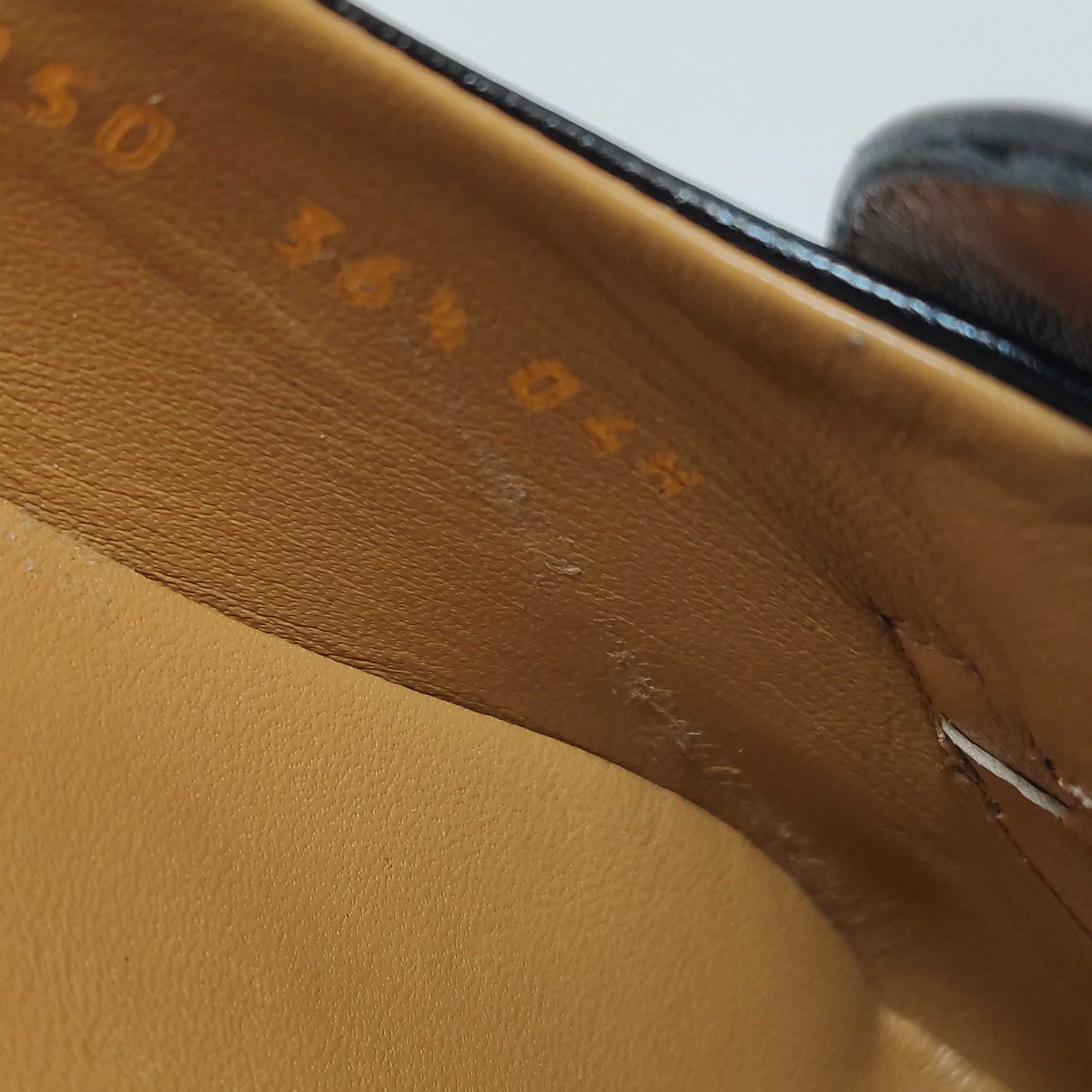Gucci Gucci Women 6-5 Flats Size US 6.5 / IT 36.5 - 10 Thumbnail