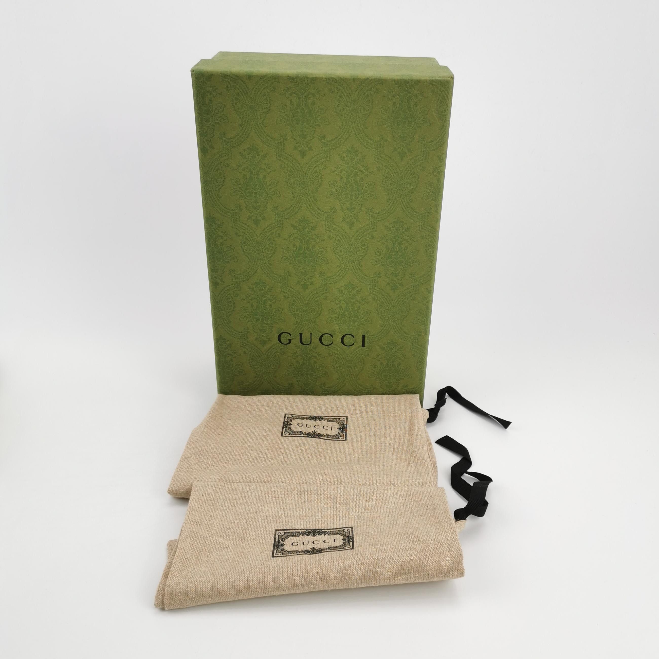 Gucci Gucci Women 5 Lowtop Sneakers Size US 5 / IT 35 - 6 Thumbnail