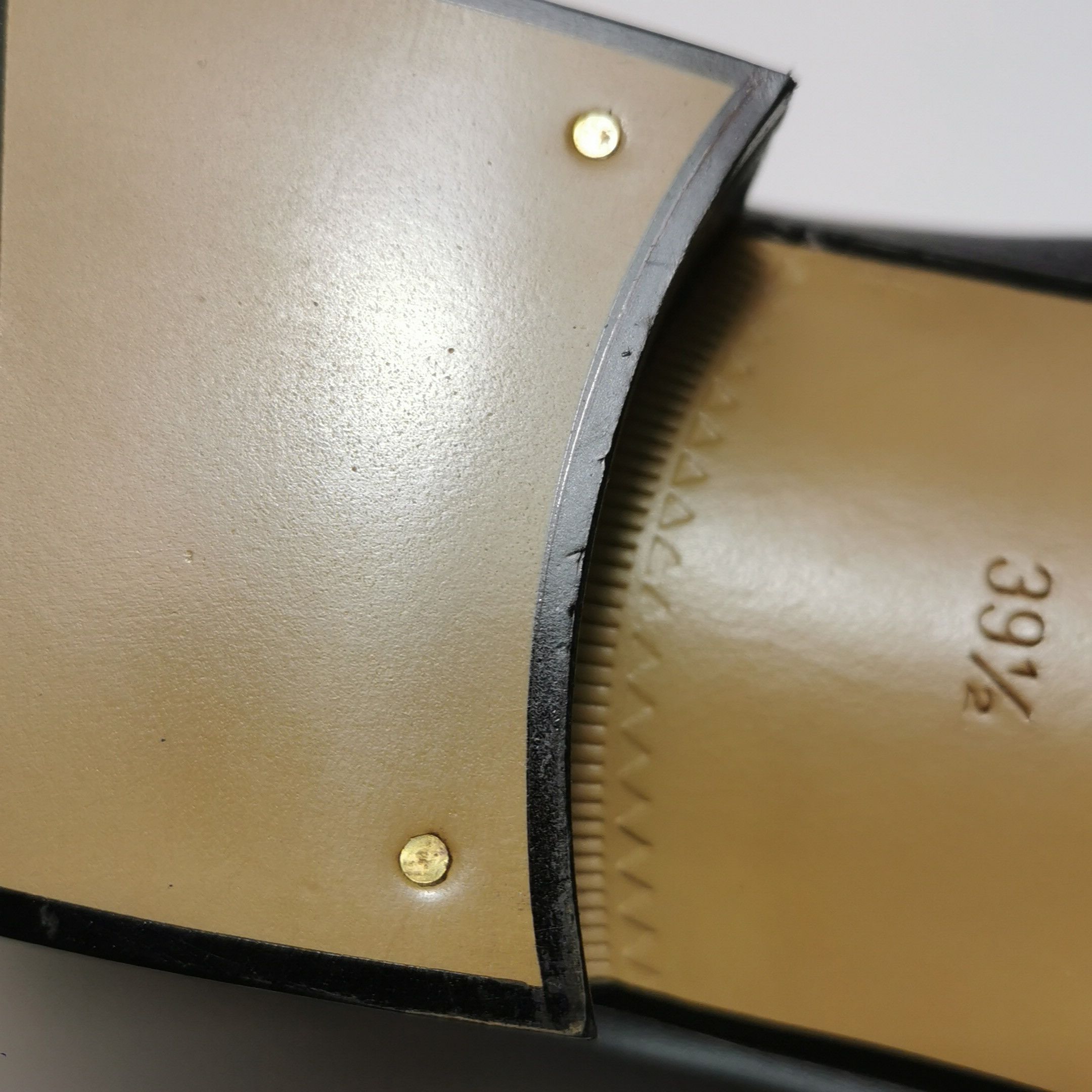 Gucci Gucci Women 9-5 Lowtop Sneakers Size US 9.5 / IT 39.5 - 10 Thumbnail
