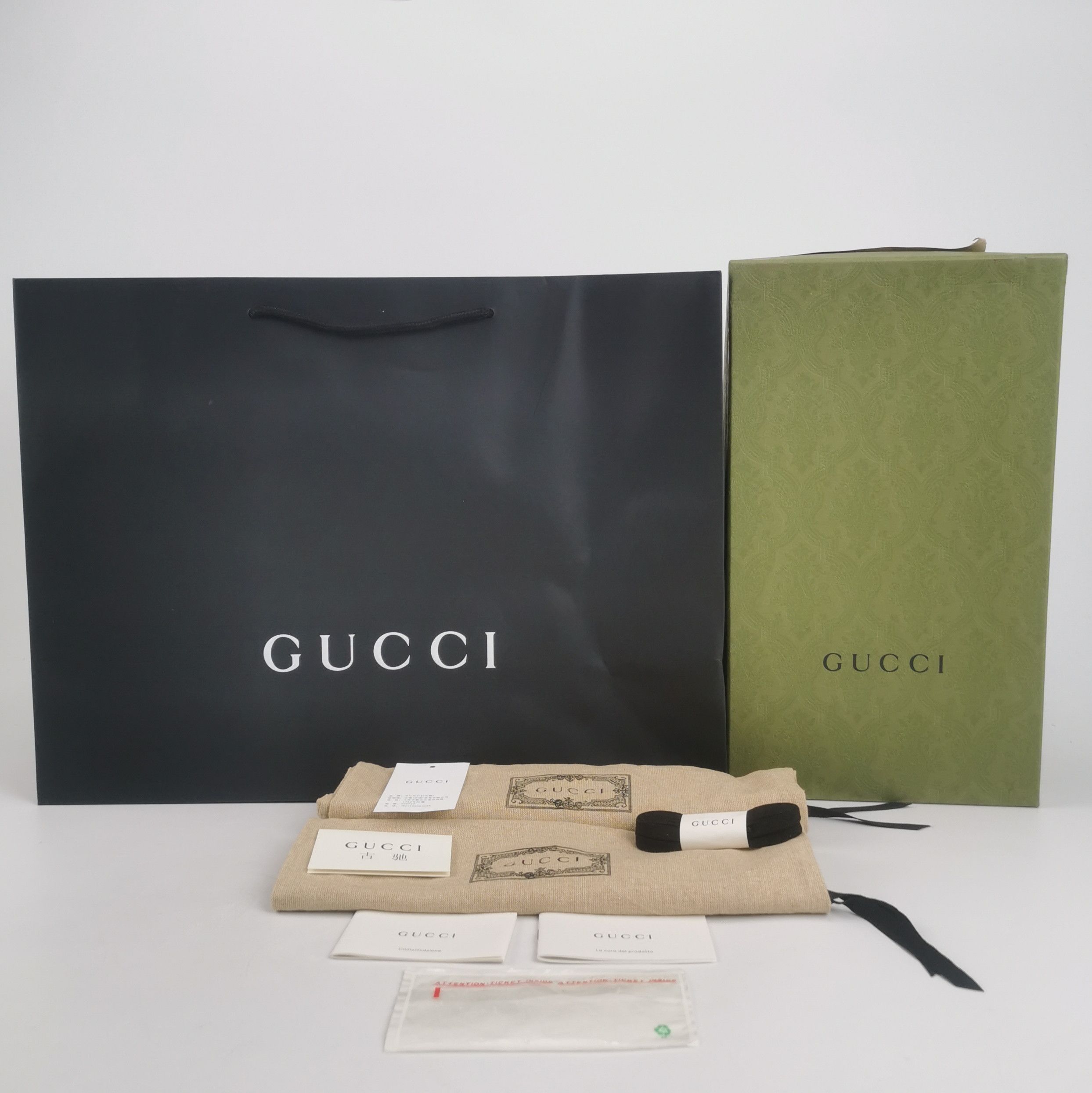 Gucci Gucci Women it_34 Lowtop Sneakers Size US 4 / IT 34 - 6 Thumbnail