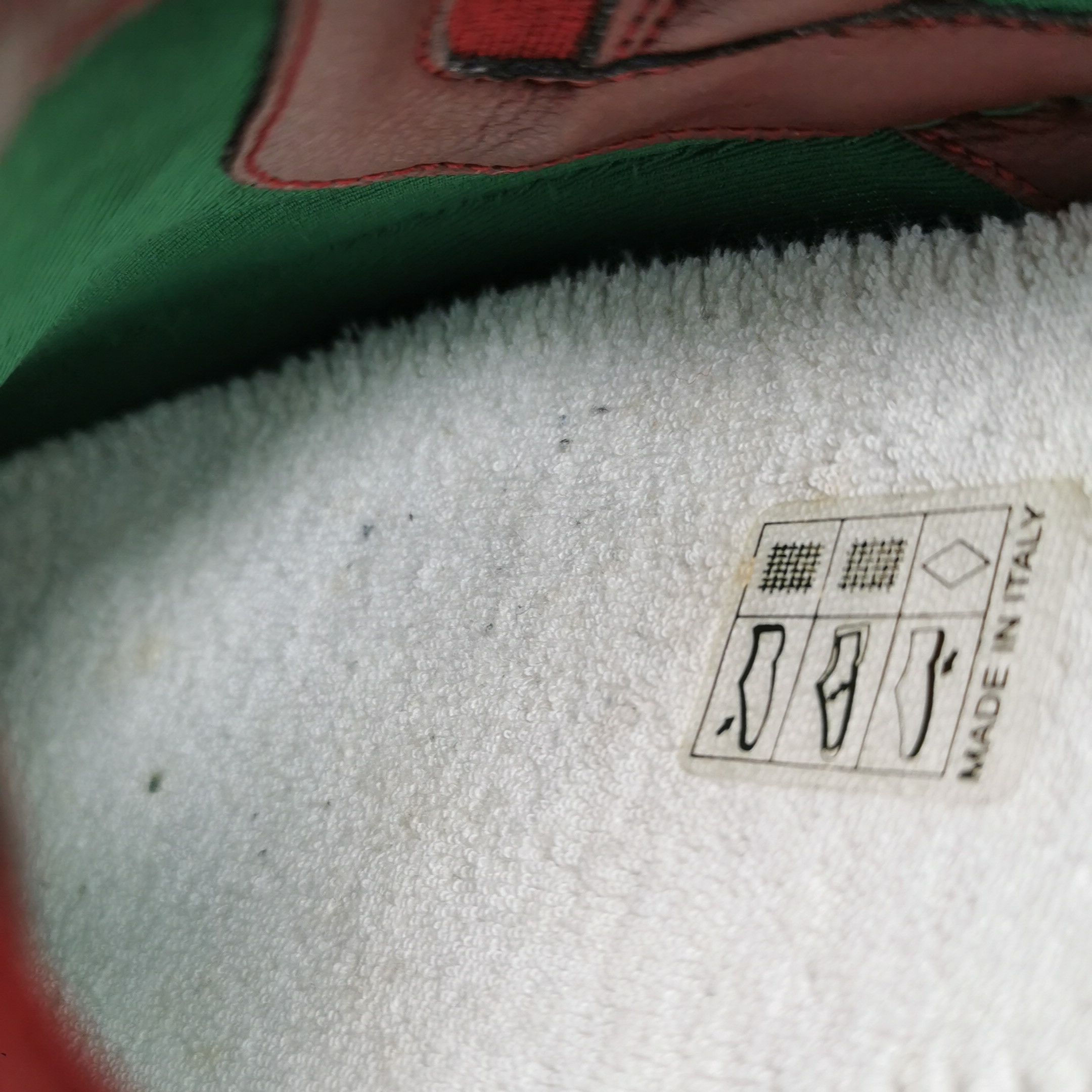 Gucci Gucci Women 6 Lowtop Sneakers Size US 6 / IT 36 - 10 Thumbnail