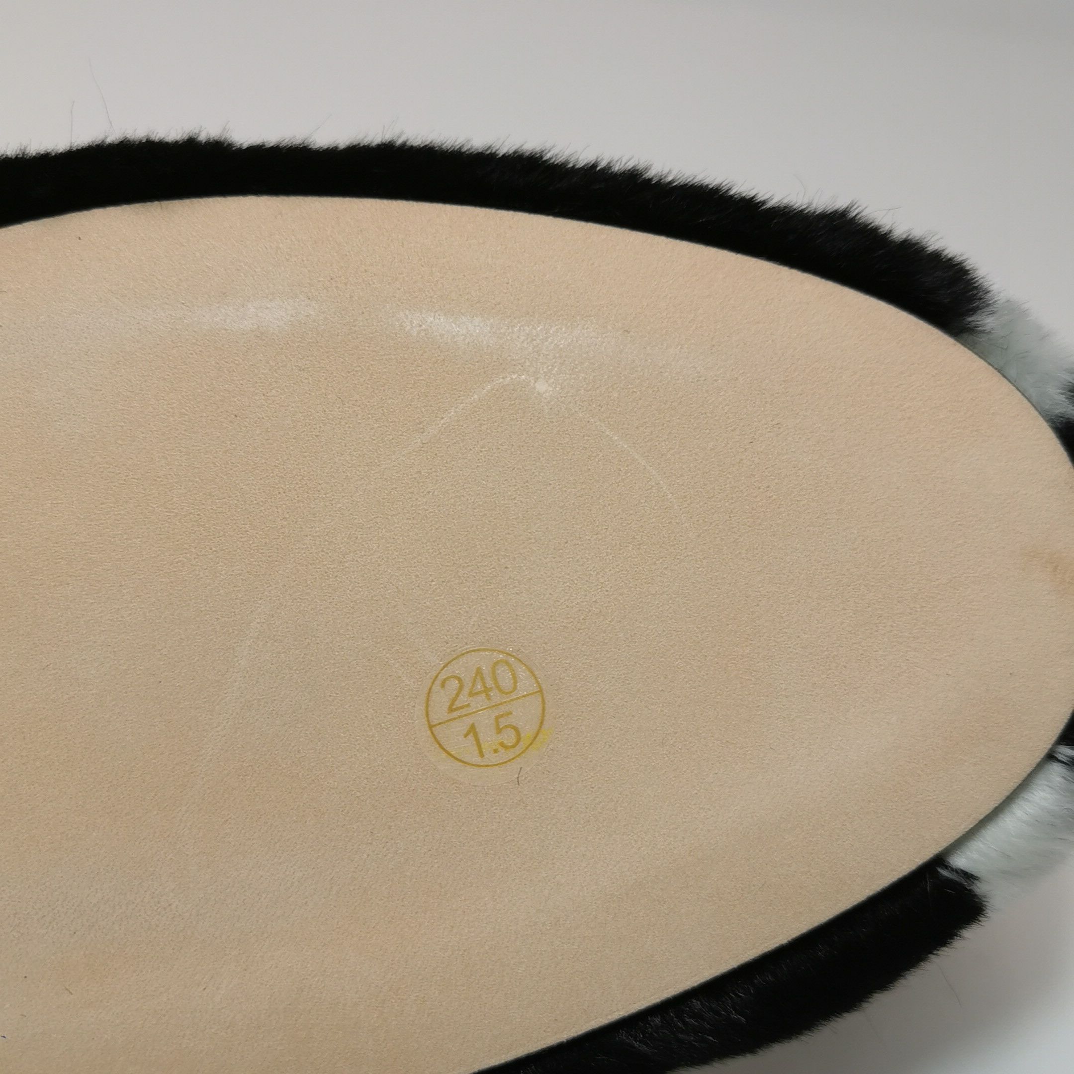 Gucci Gucci Women 8 Sandals Size US 8 / IT 38 - 8 Thumbnail