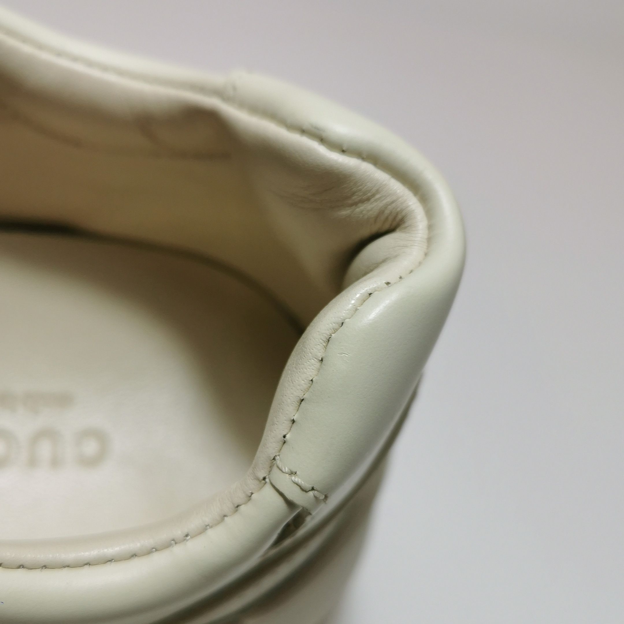 Gucci Gucci Women 5 Lowtop Sneakers Size US 5 / IT 35 - 7 Thumbnail