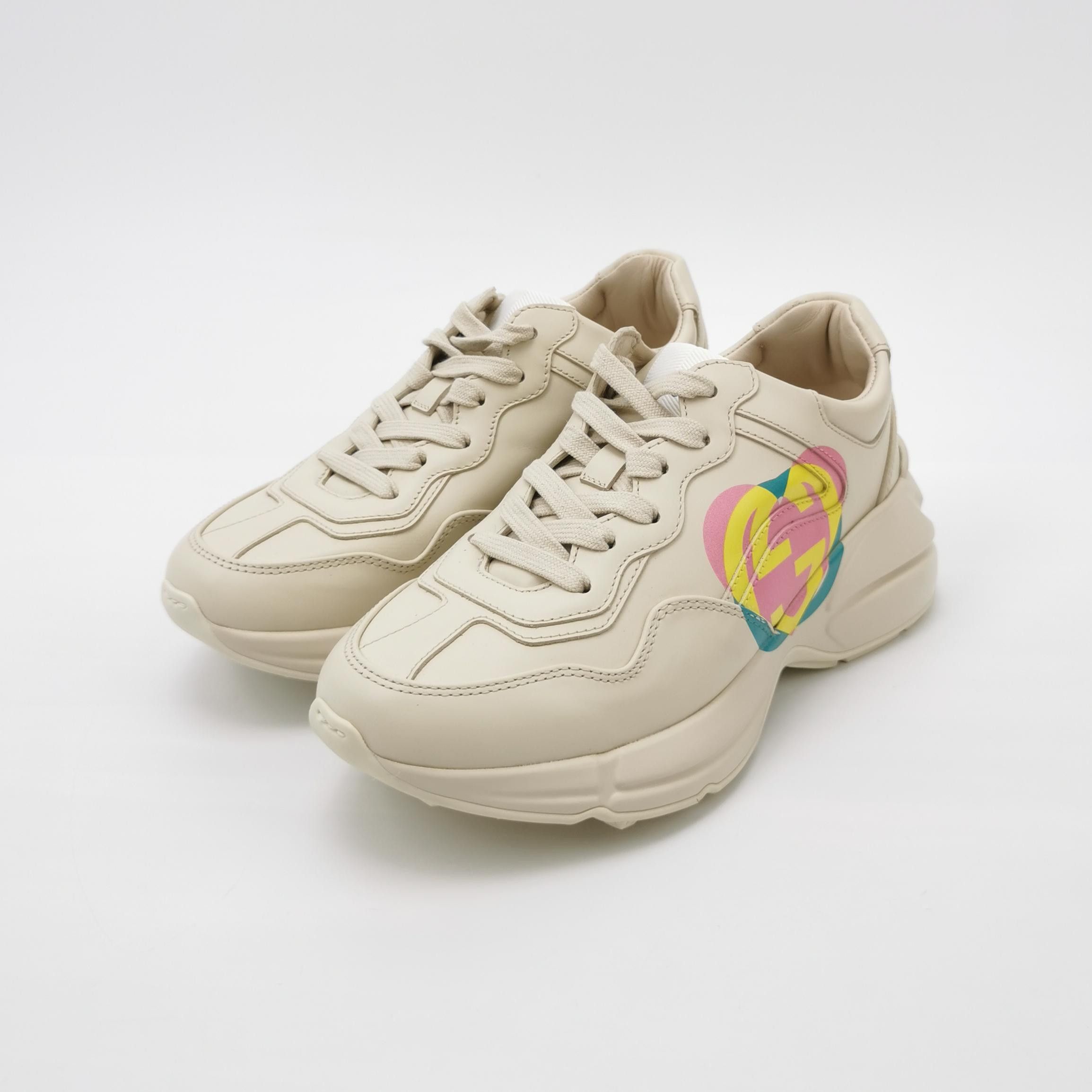 Gucci Gucci Women 5 Lowtop Sneakers Size US 5 / IT 35 - 2 Thumbnail