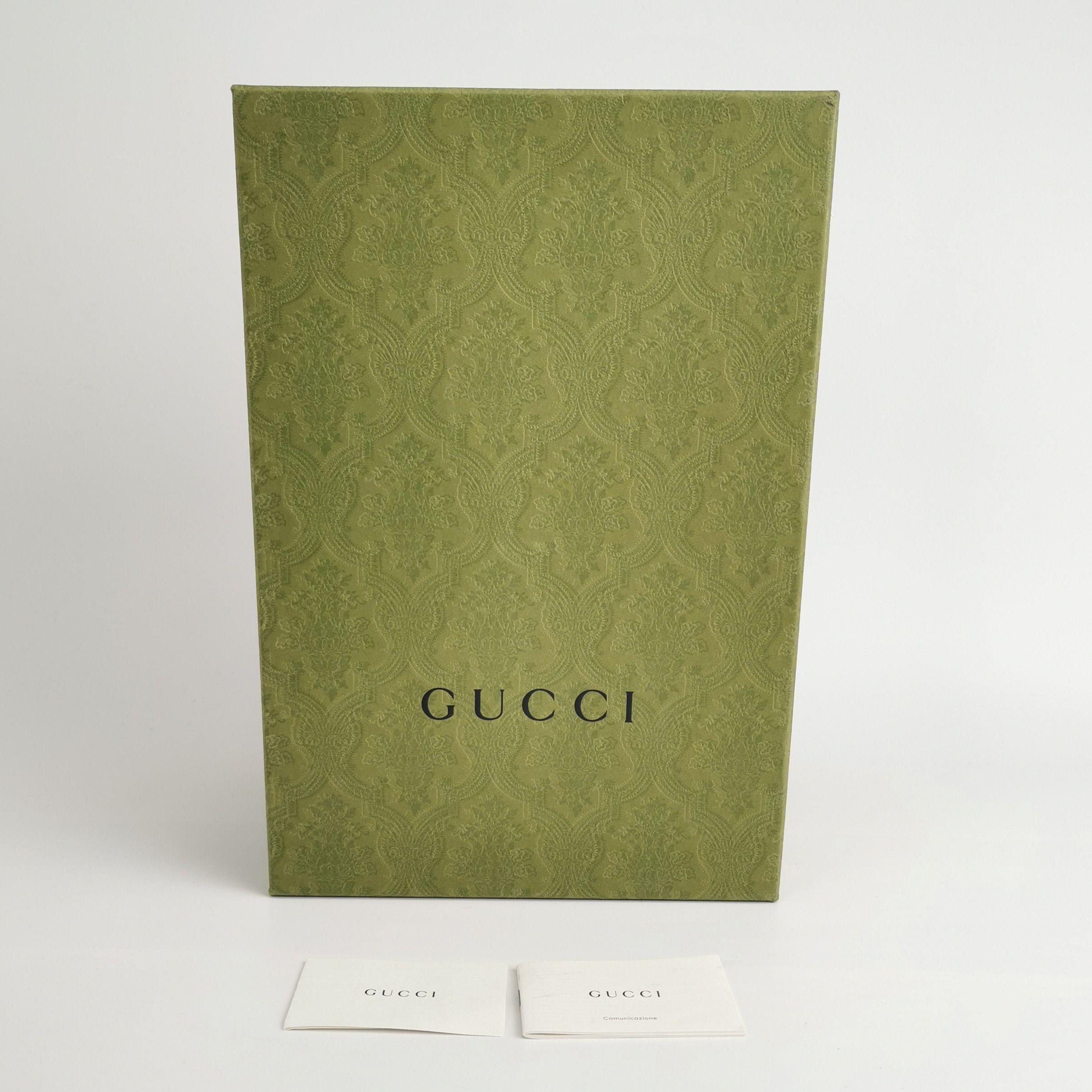 Gucci Gucci Women 7-5 Lowtop Sneakers Size US 7.5 / IT 37.5 - 6 Thumbnail