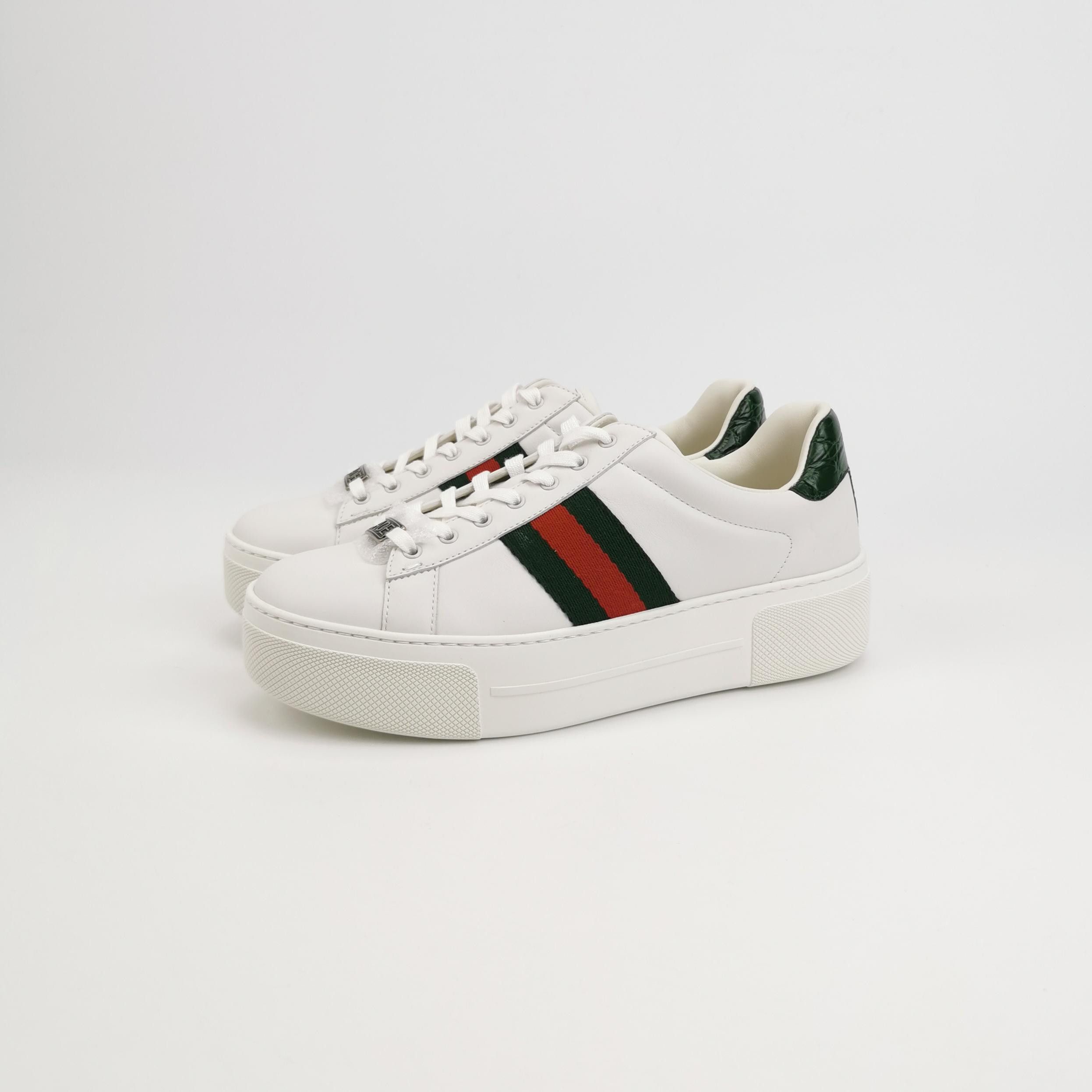 Gucci Gucci Women 8 Lowtop Sneakers Size US 8 / IT 38 - 2 Thumbnail