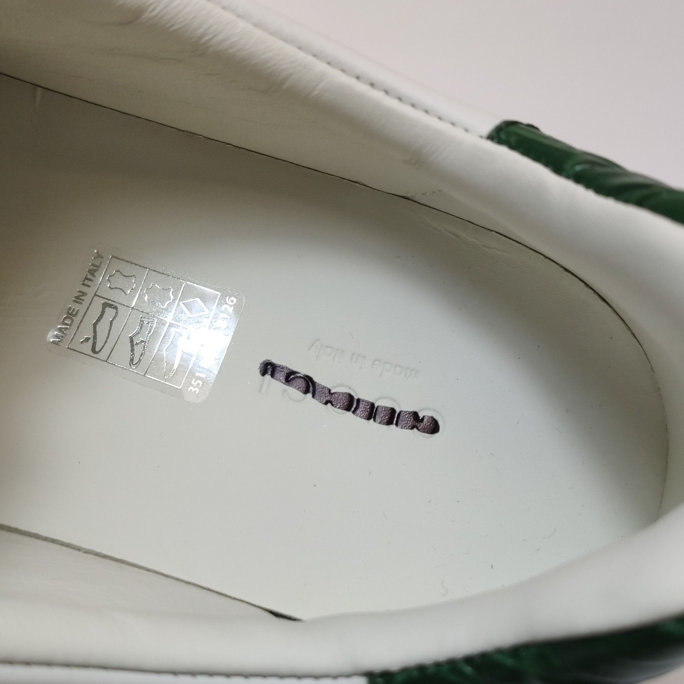 Gucci Gucci Women 8-5 Lowtop Sneakers Size US 8.5 / IT 38.5 - 9 Thumbnail