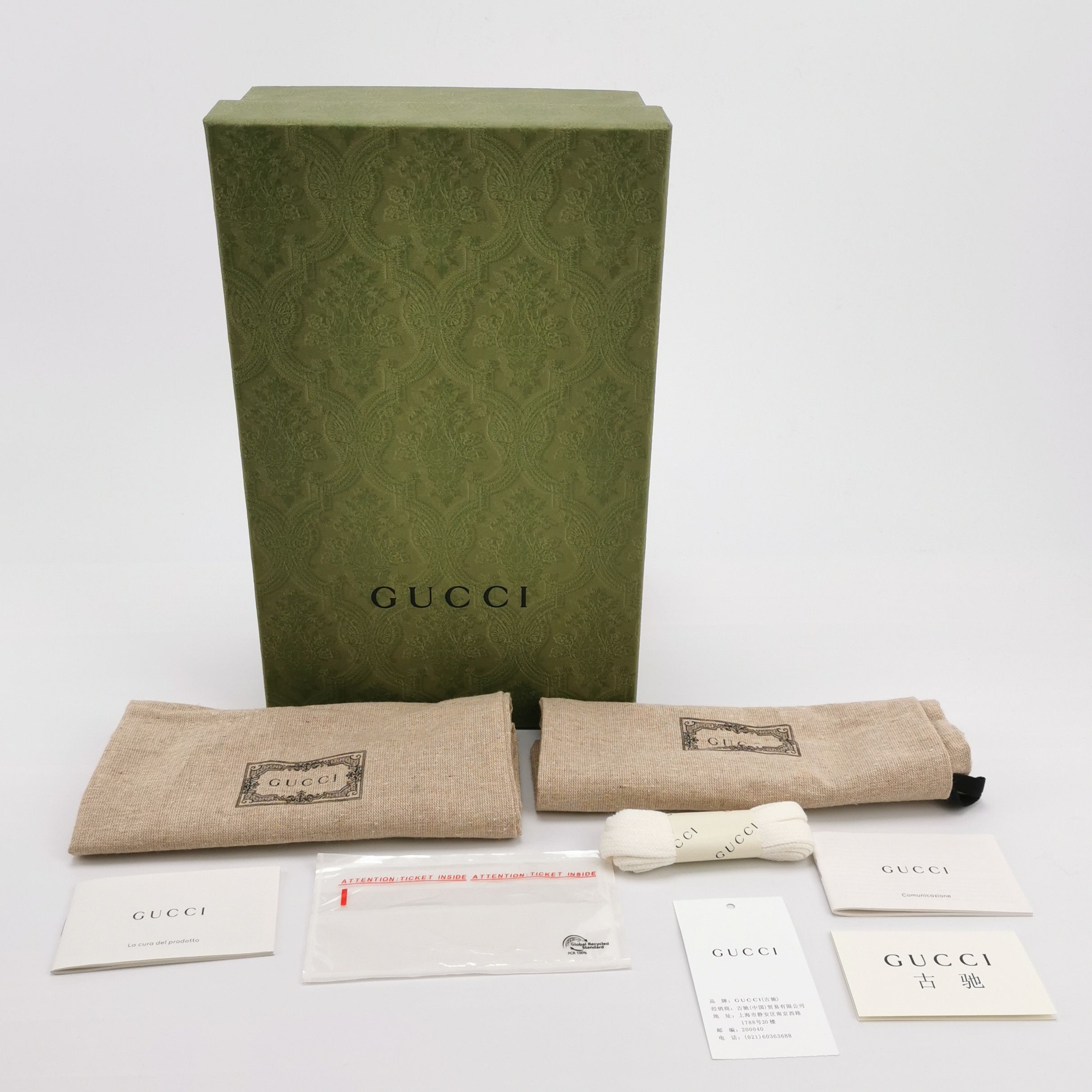 Gucci Gucci Women 5 Lowtop Sneakers Size US 5 / IT 35 - 6 Thumbnail