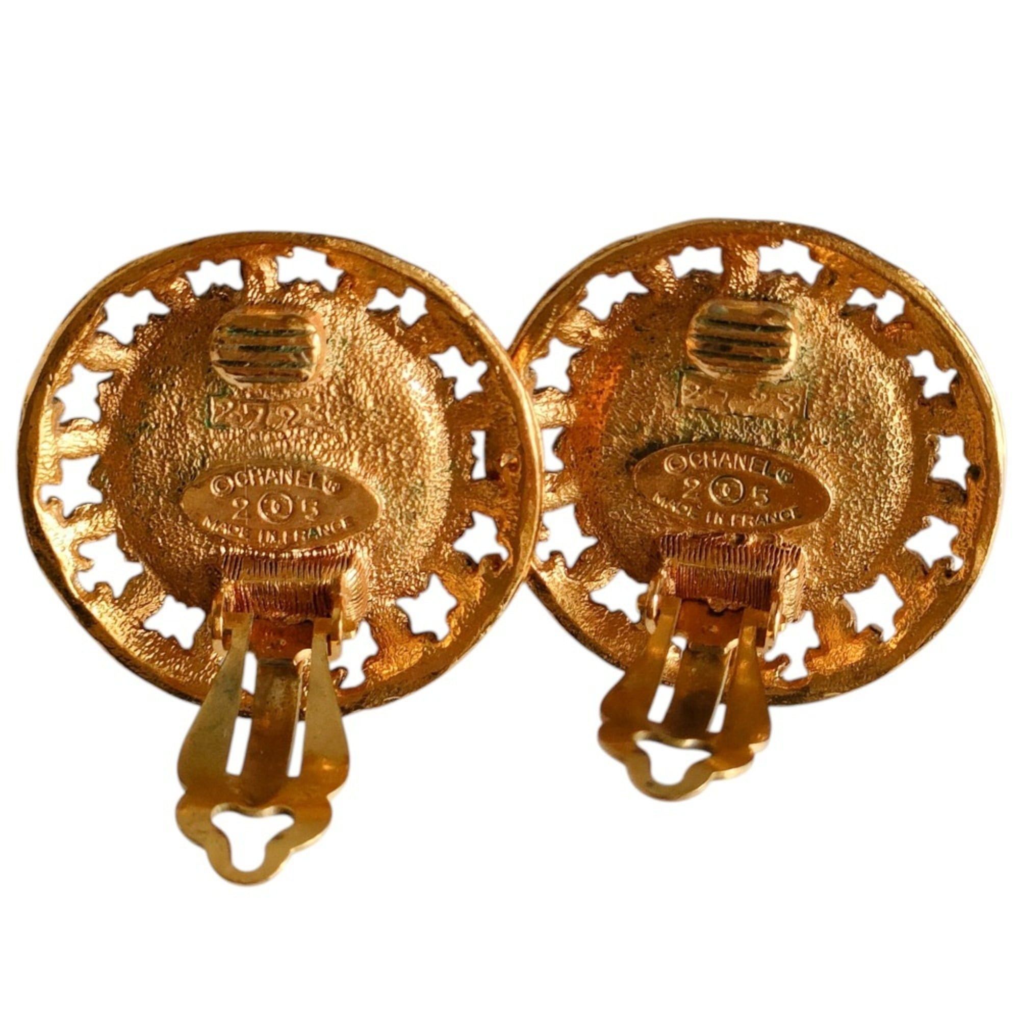 Chanel CHANEL 25 Coco Mark Metal Faux Pearl Clip Earrings, Gold Color, Women's Accessory Size ONE SIZE - 4 Thumbnail